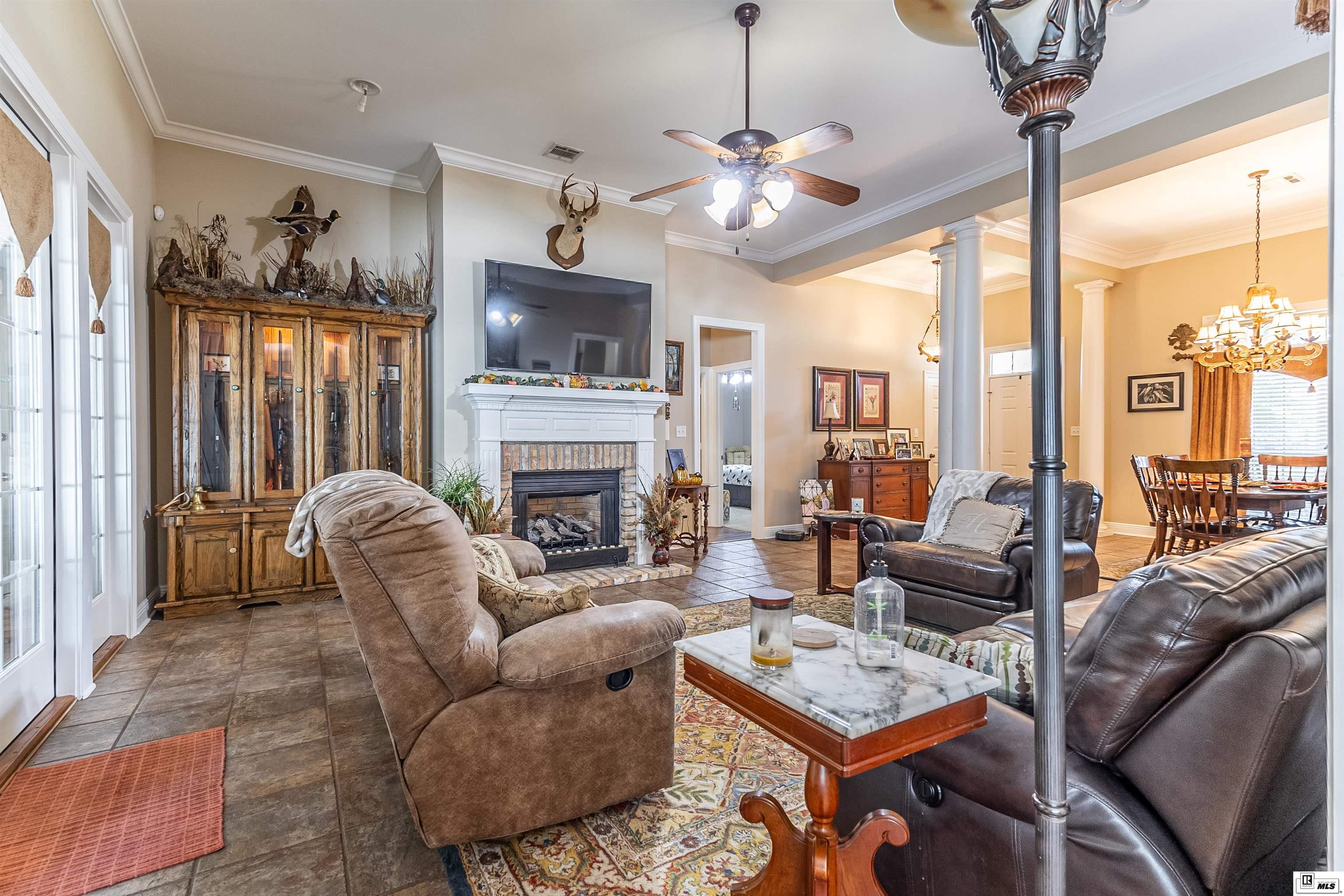 334 Kingfisher Lane