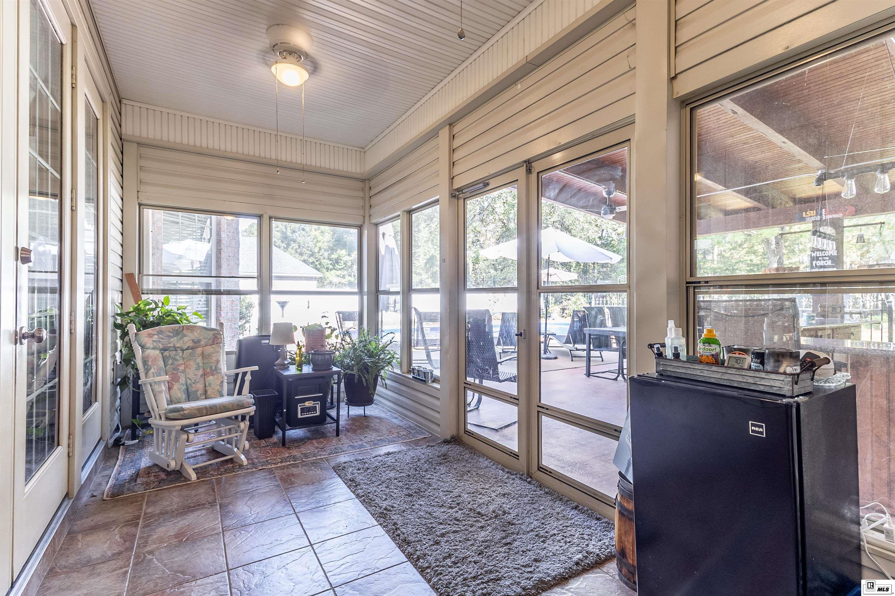 334 Kingfisher Lane