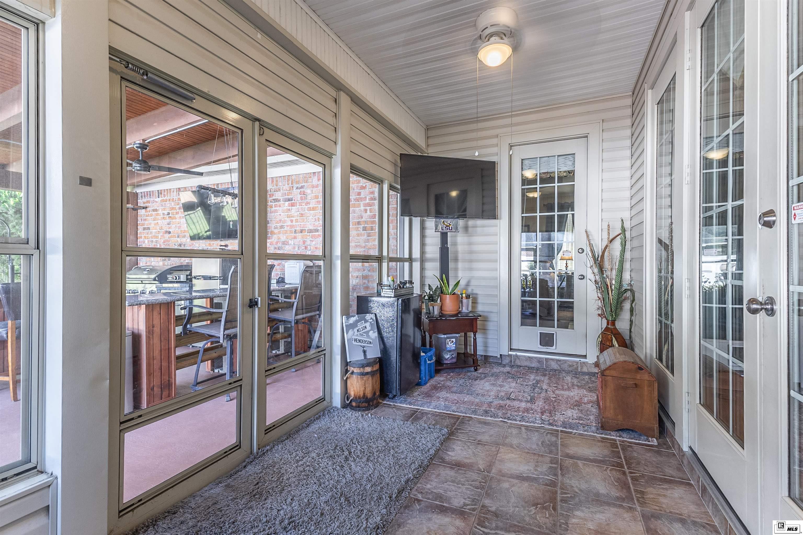 334 Kingfisher Lane