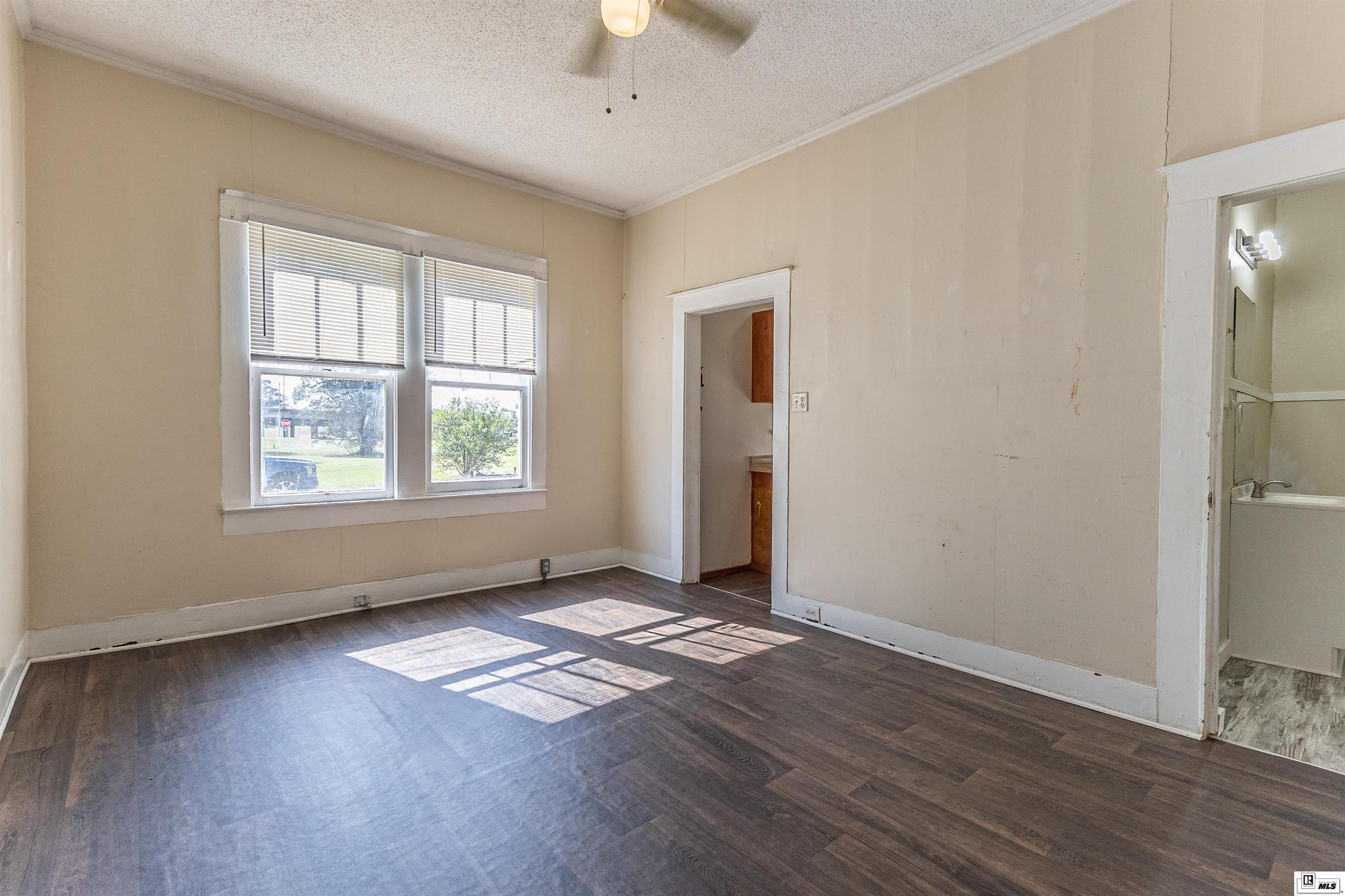 310 Ludwig Avenue