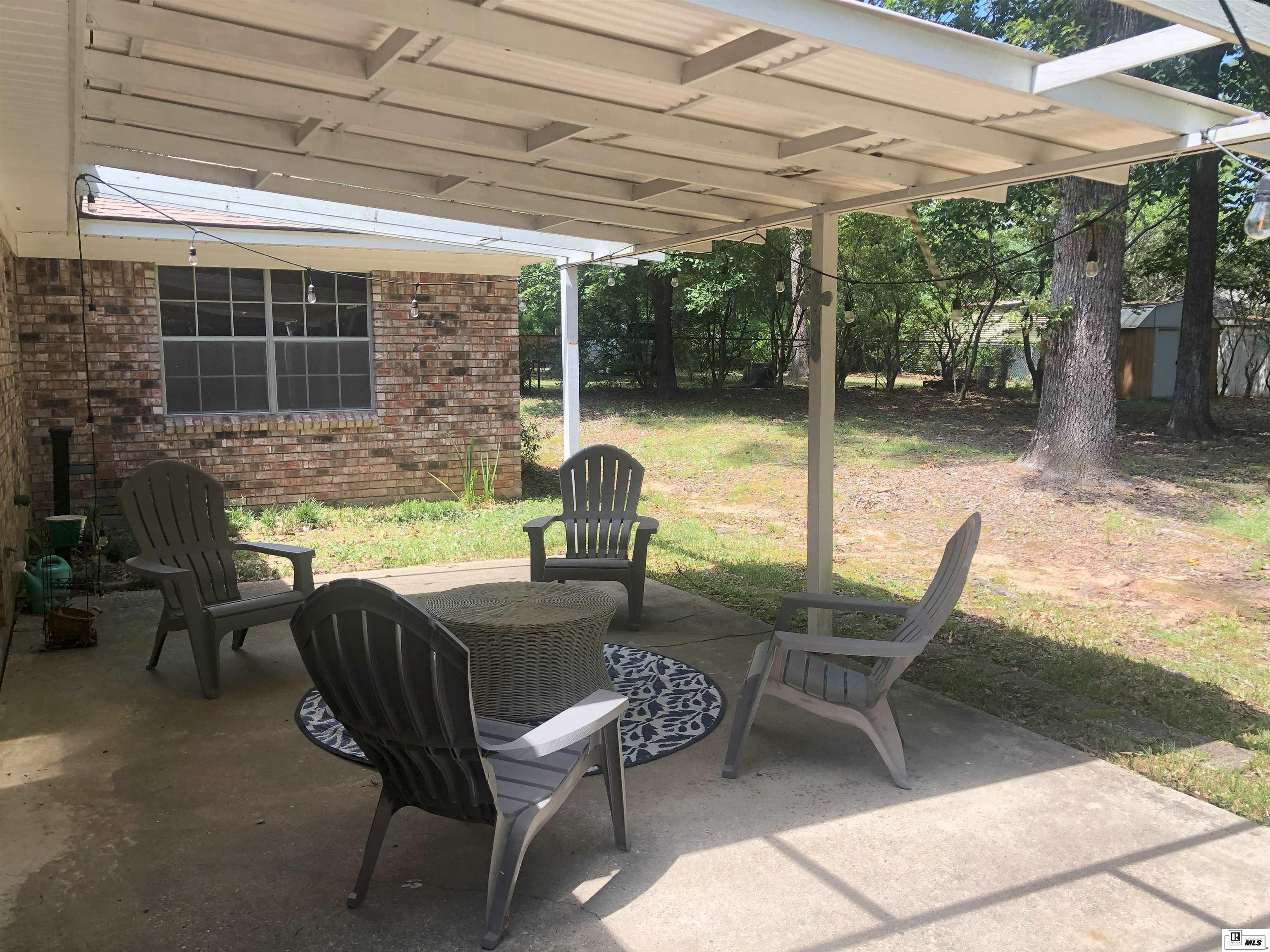 2206 Azalea Drive
