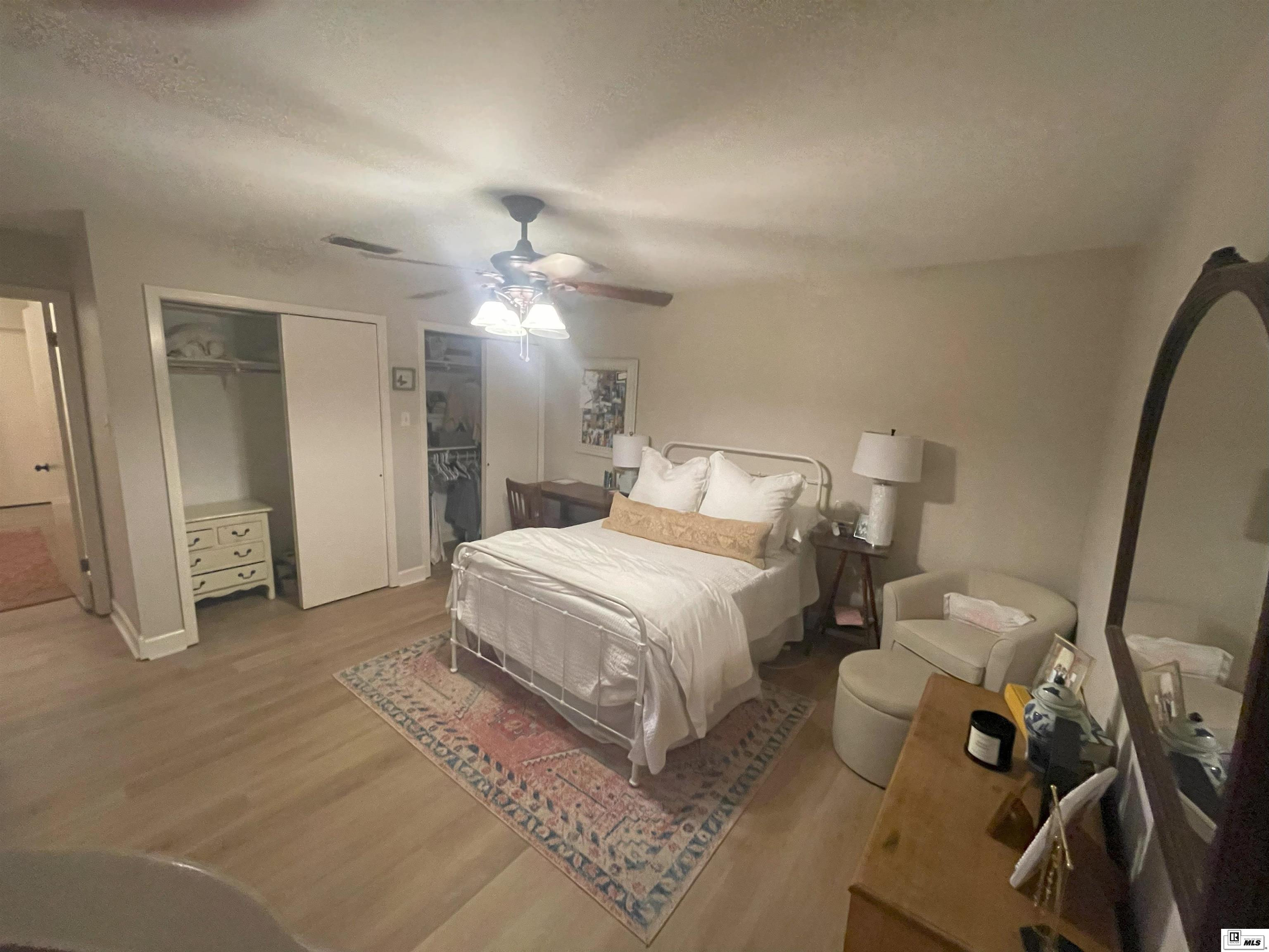 2206 Azalea Drive
