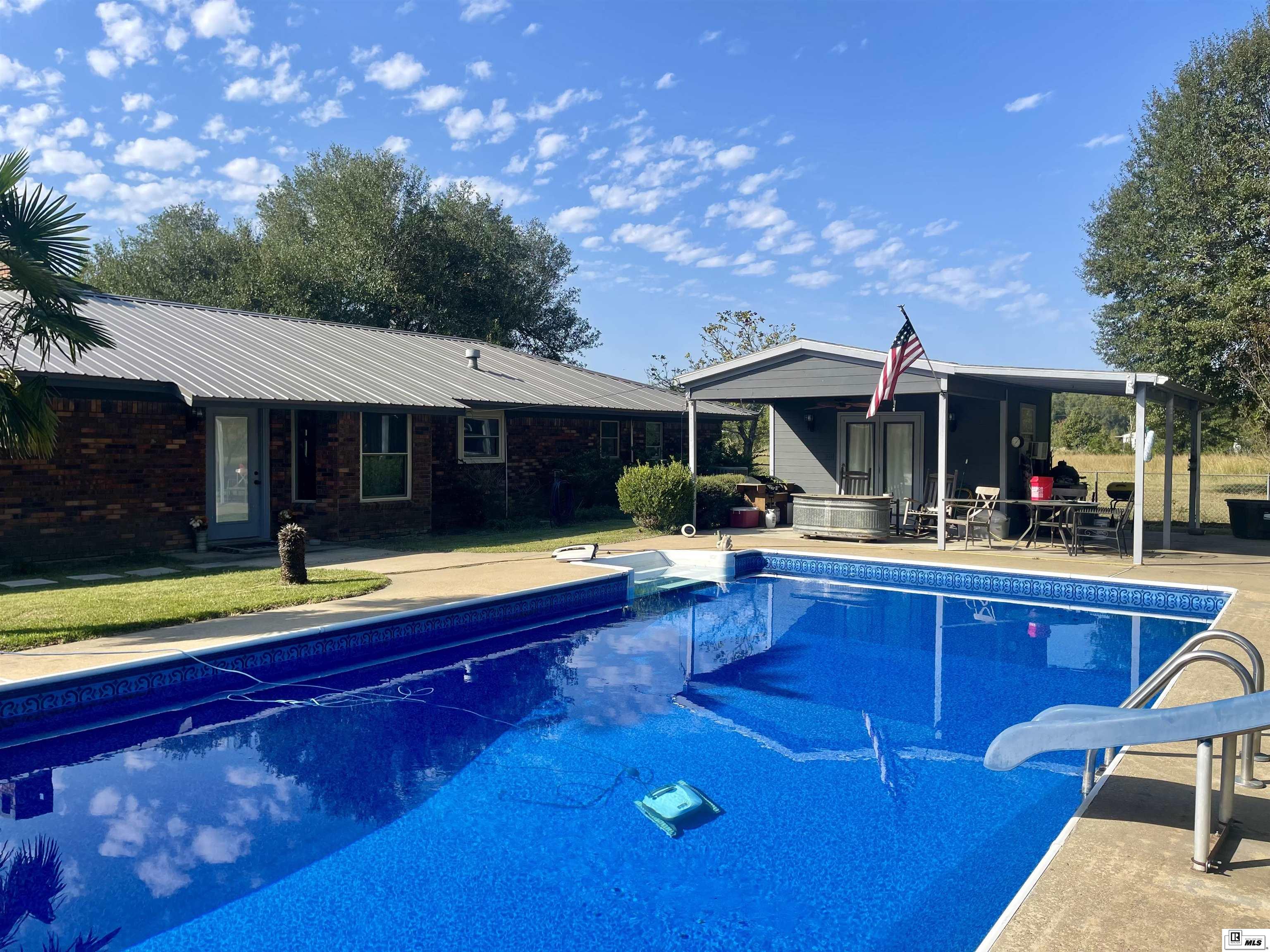 802 New Zion Road