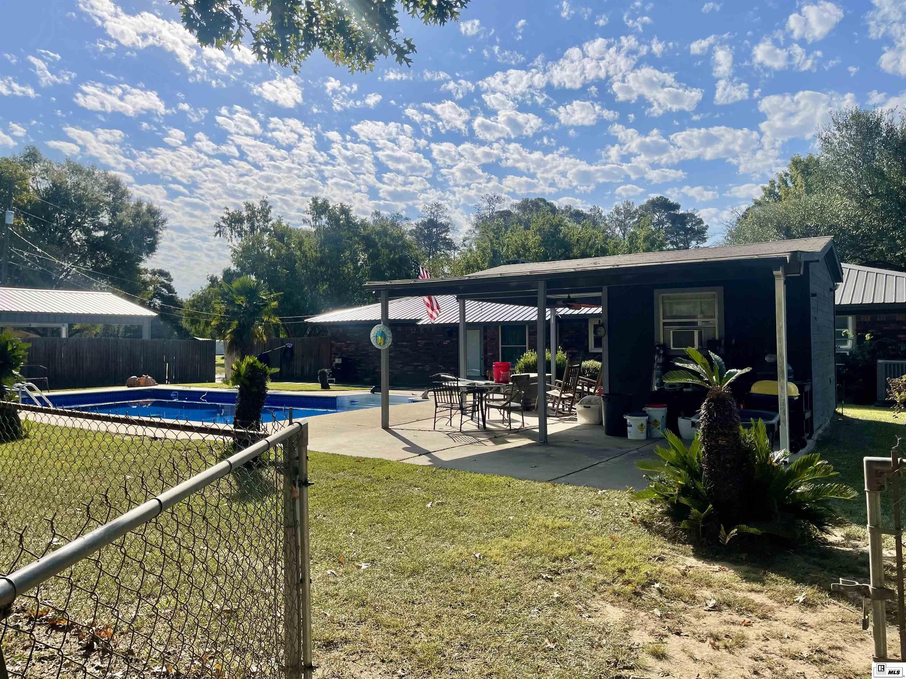 802 New Zion Road