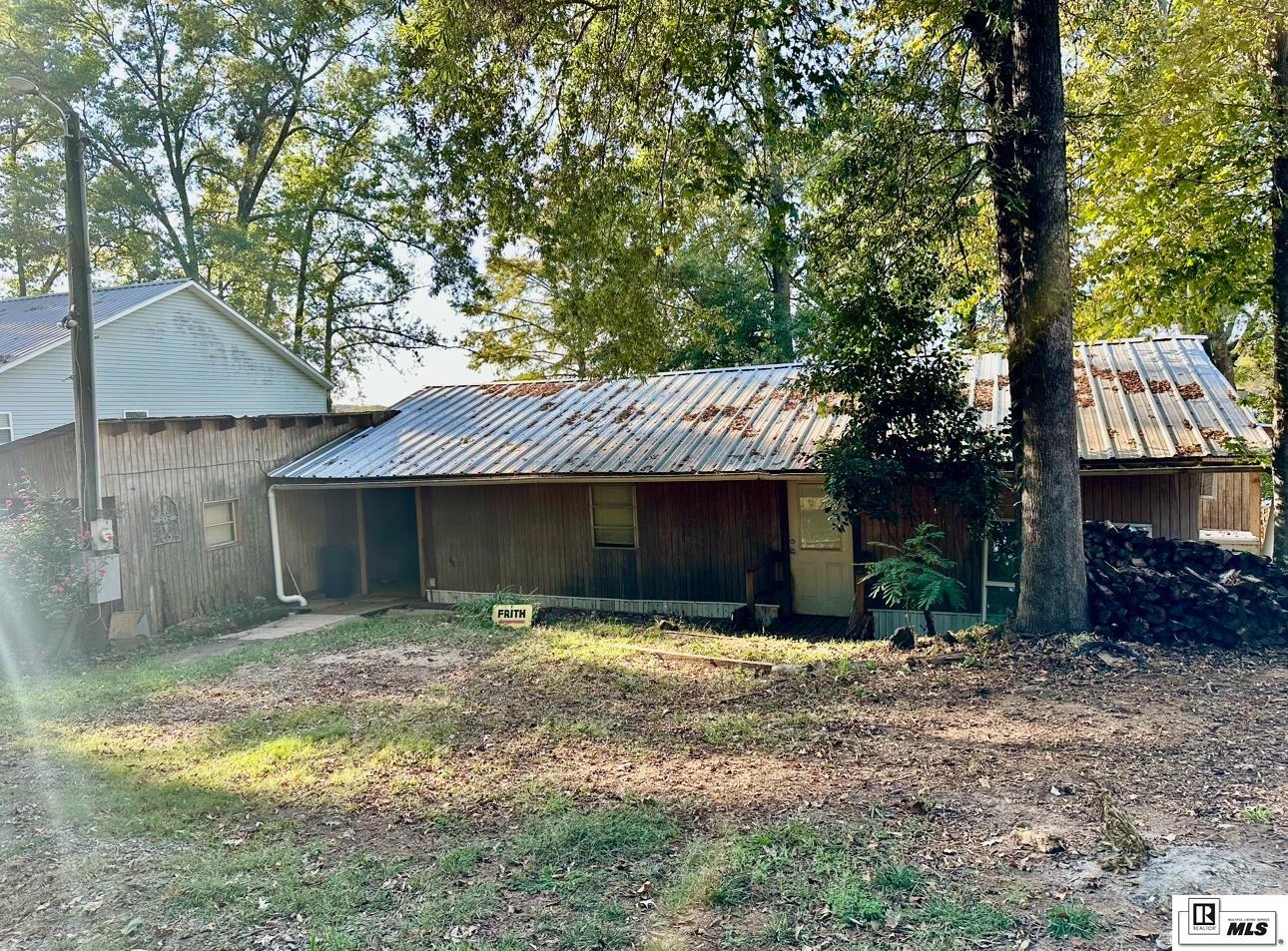 303 Lolley Road