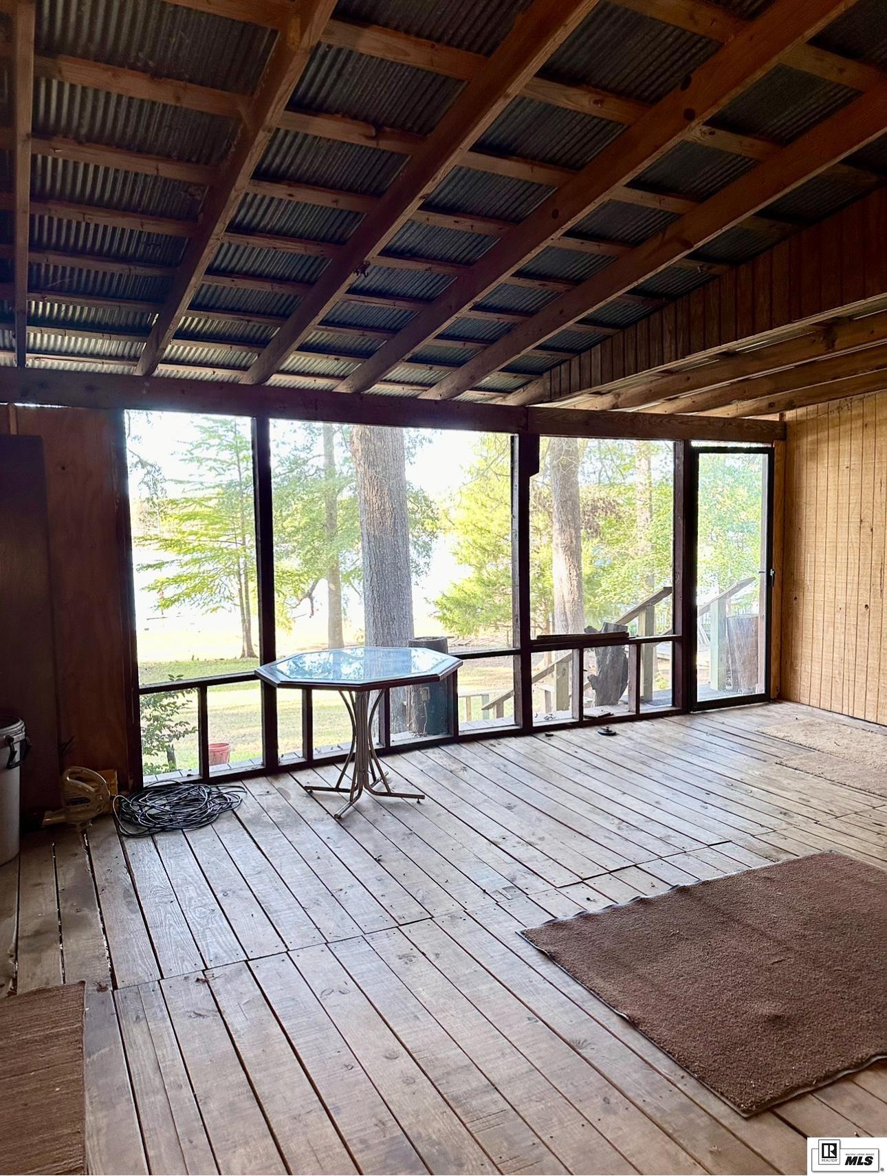 303 Lolley Road