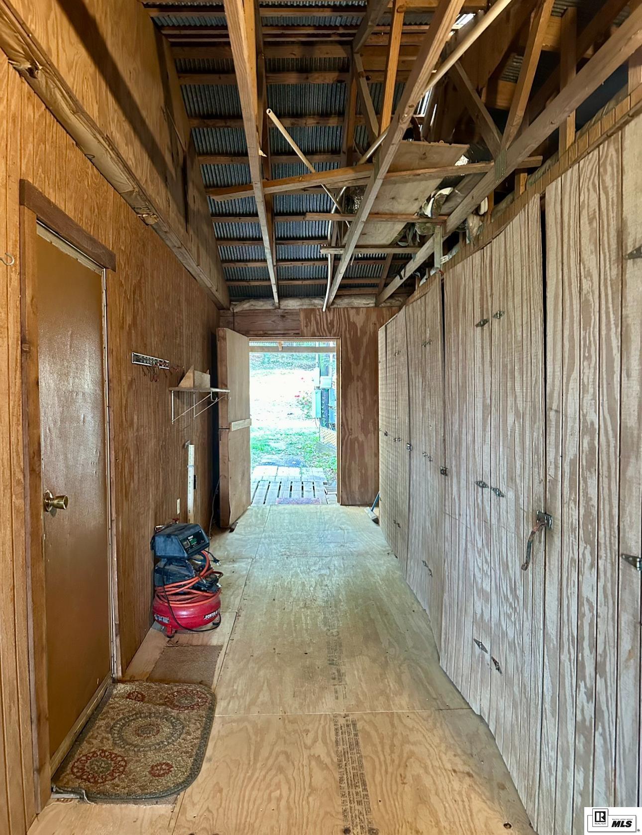 303 Lolley Road