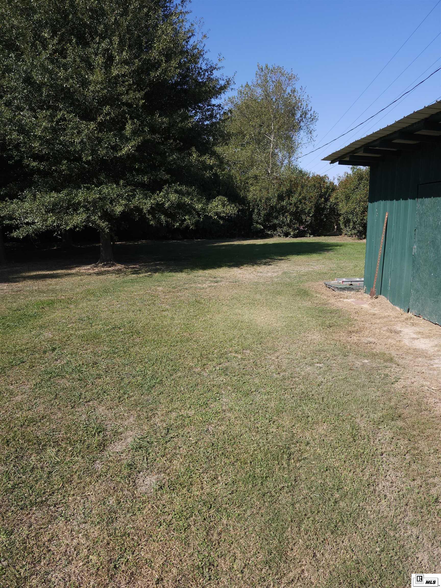 5582 Highway 562