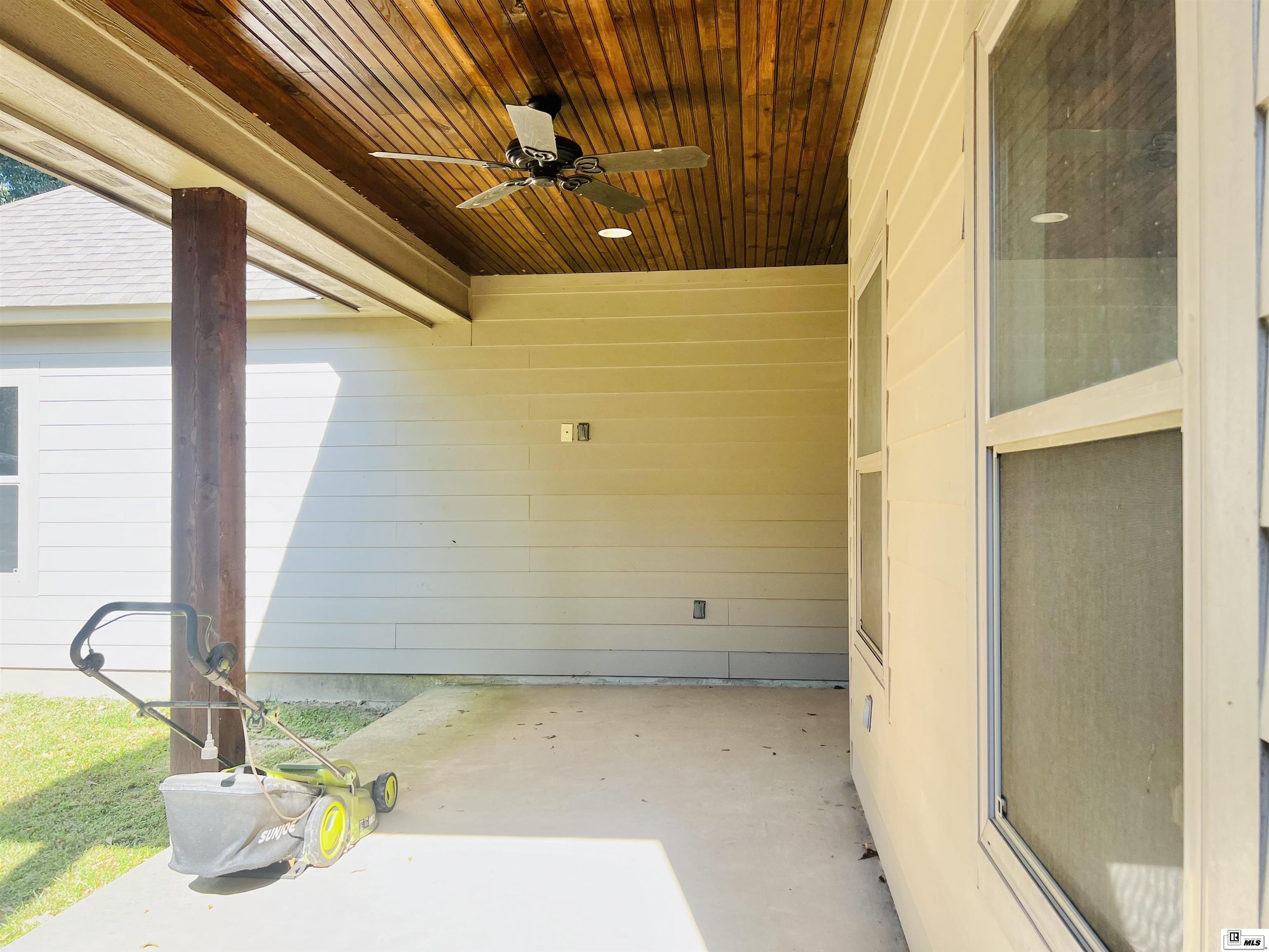213 Briar Trace