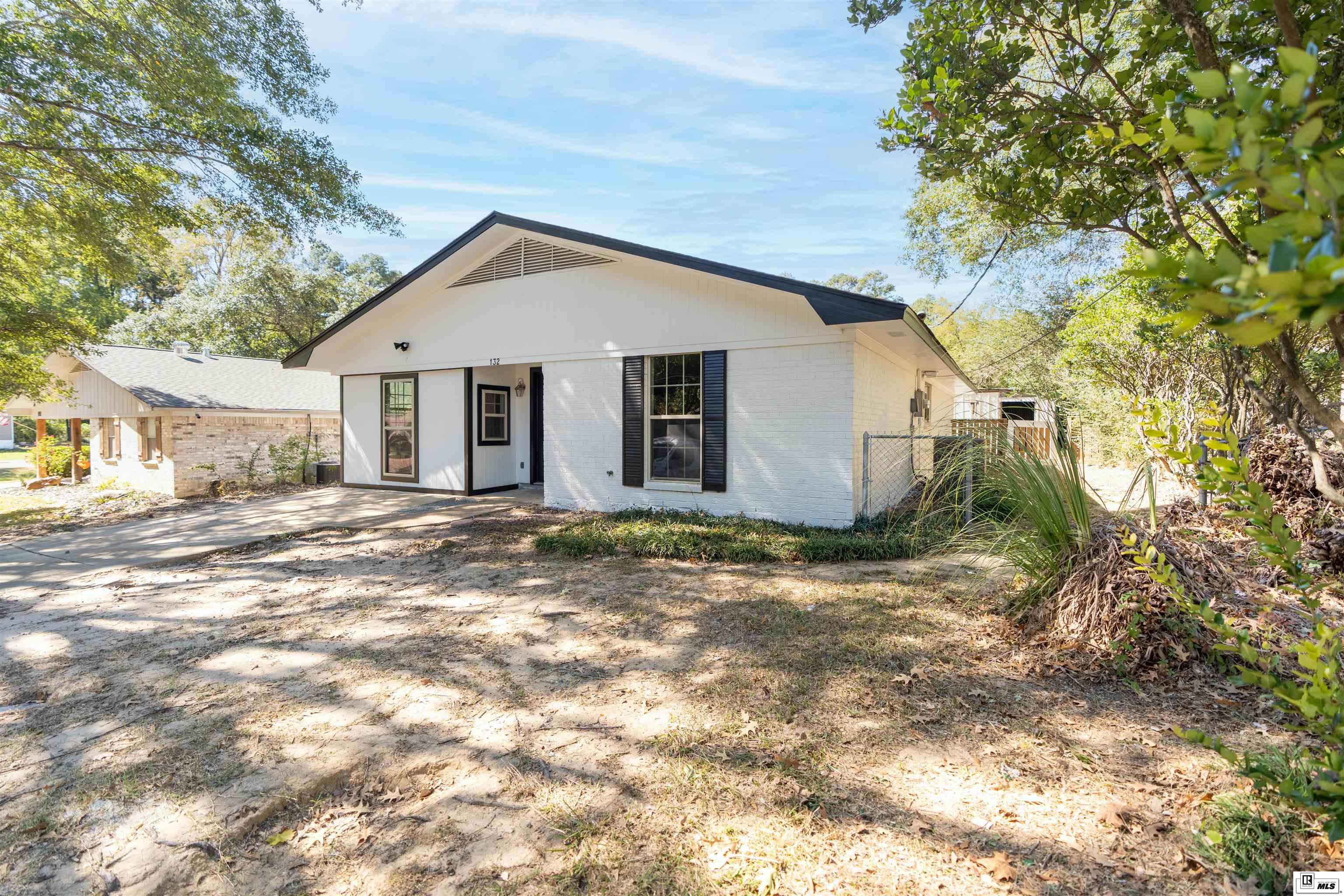 132 Hillside Circle