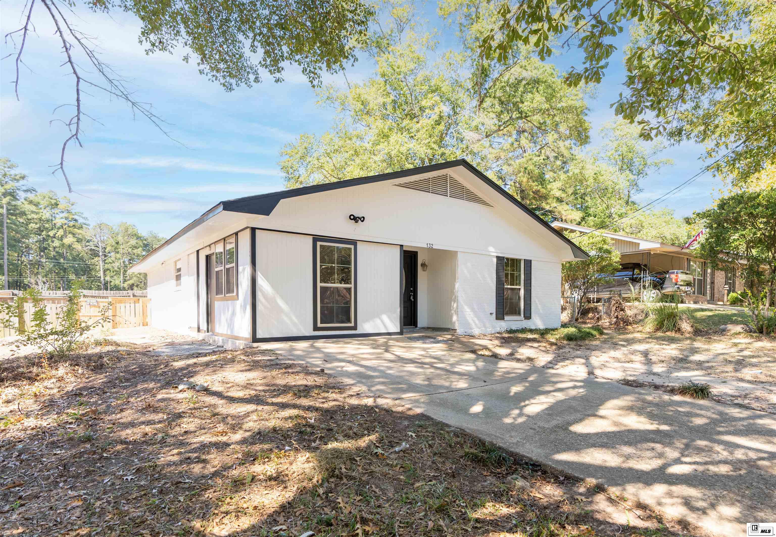 132 Hillside Circle
