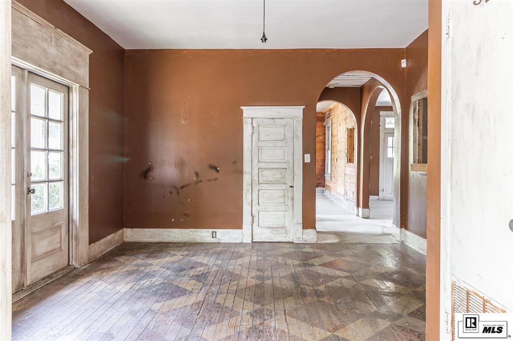 1008 3rd  Street