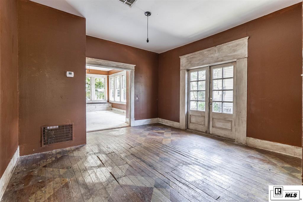 1008 3rd  Street