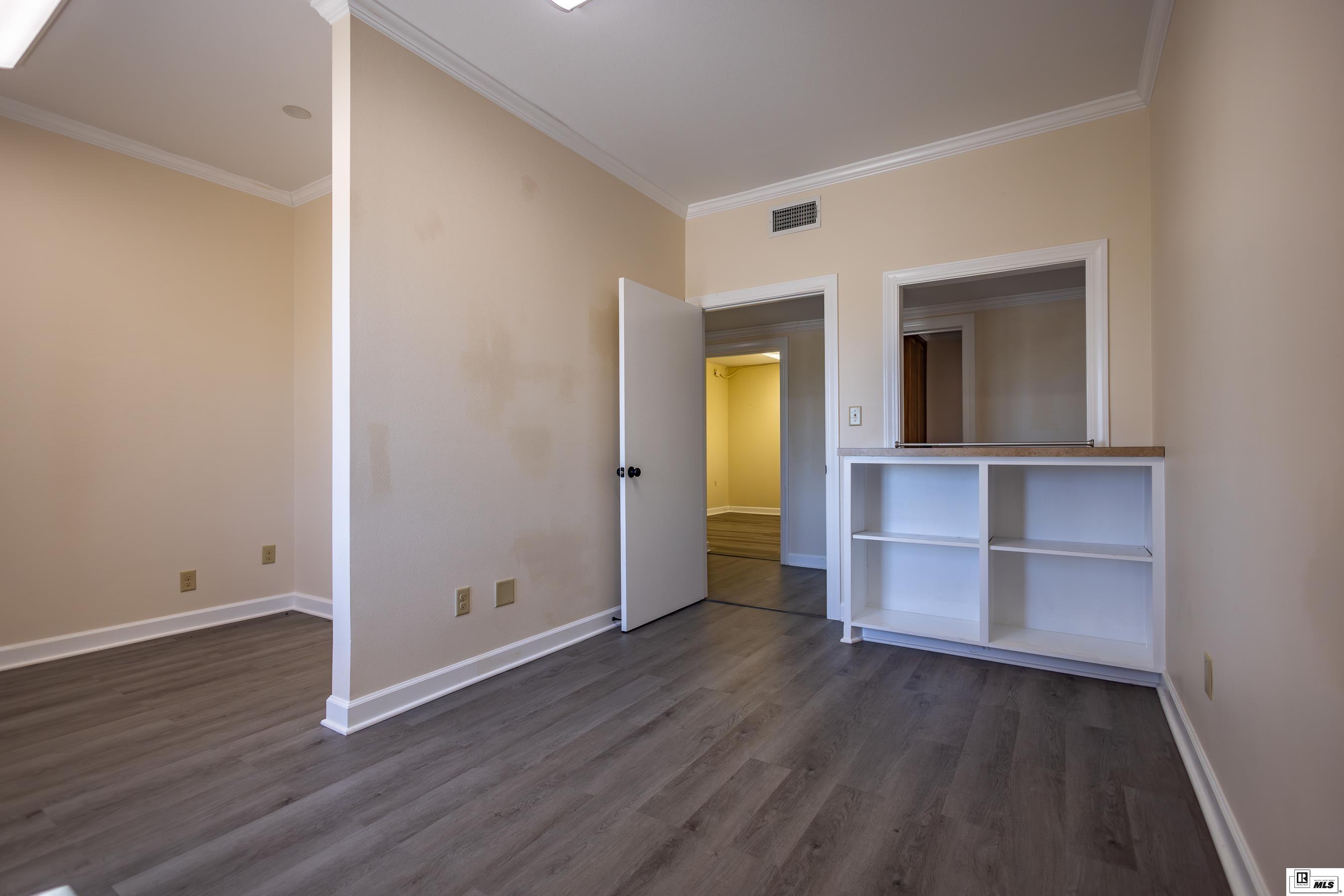 2017 Hudson Lane