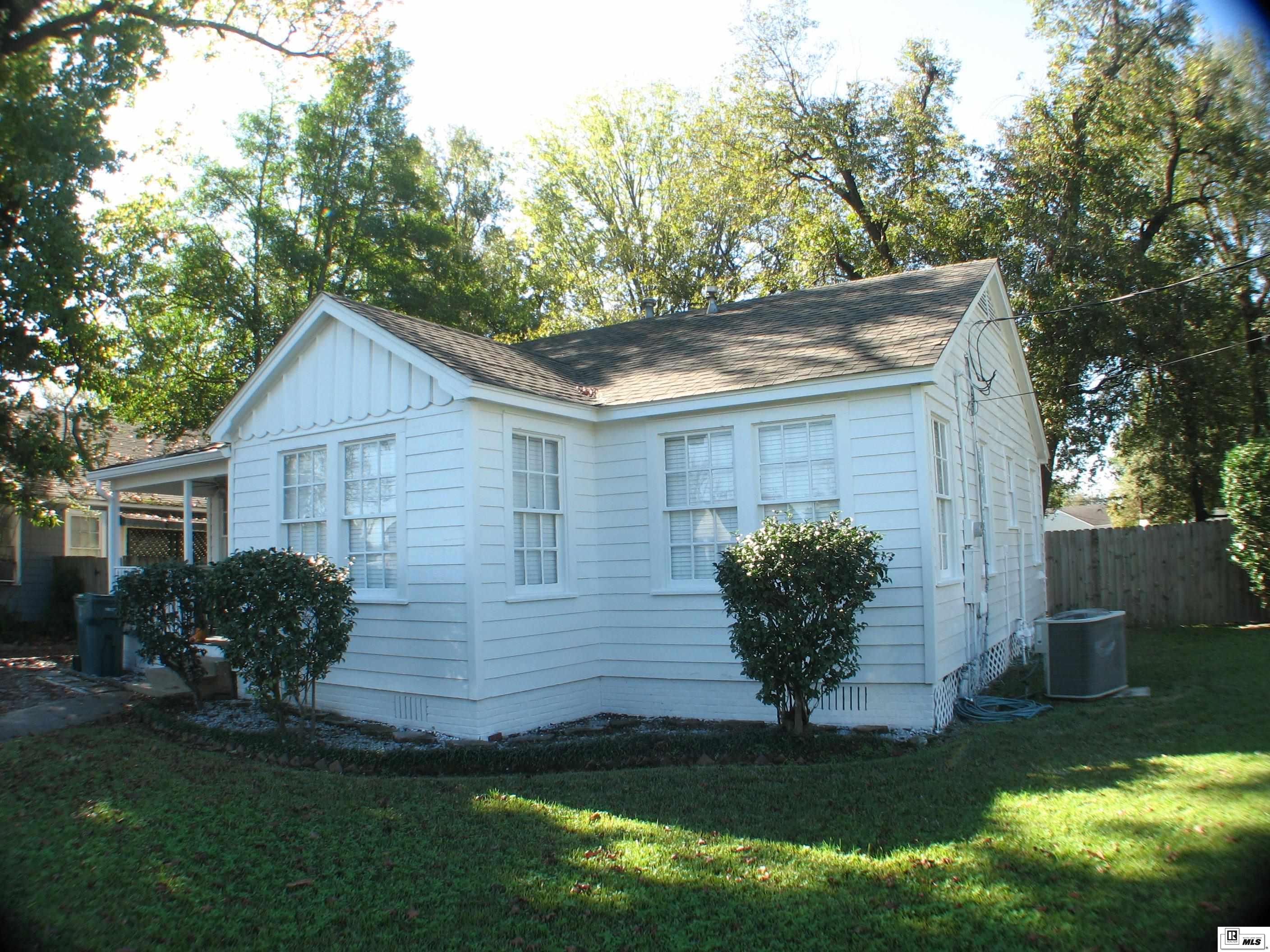 1003 8th  Street