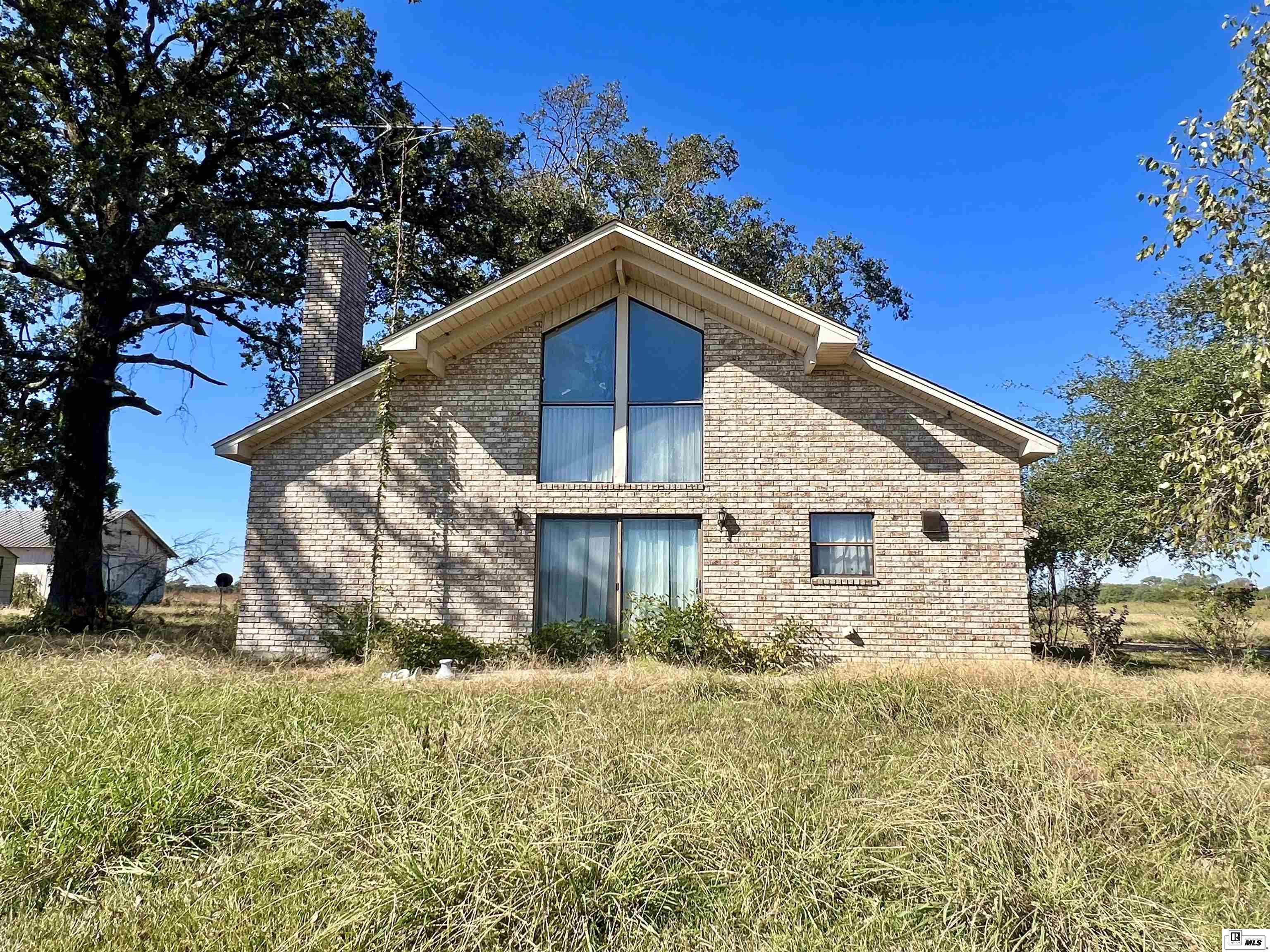1218 Thomas Loop