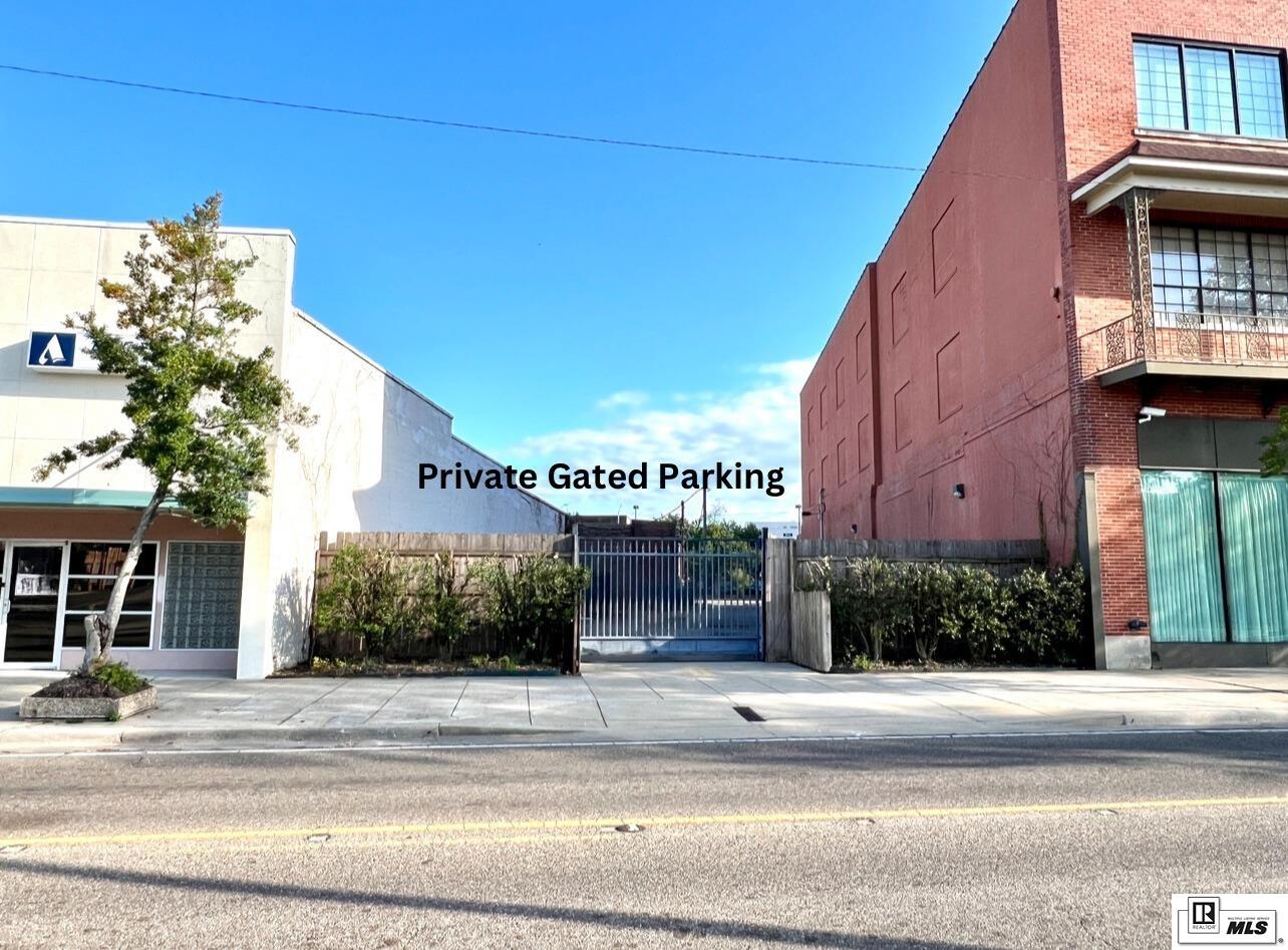 342-348 Desiard Street