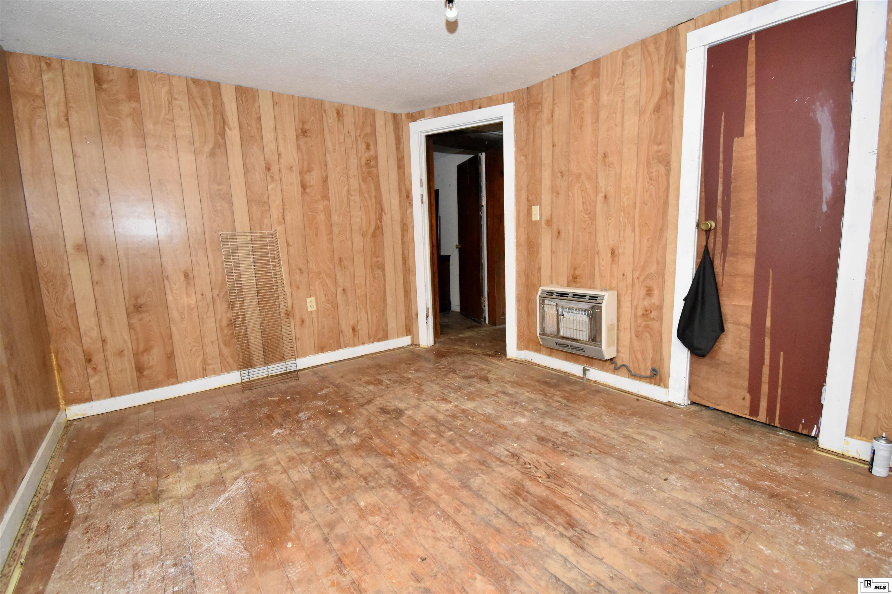 1420 Highway 155