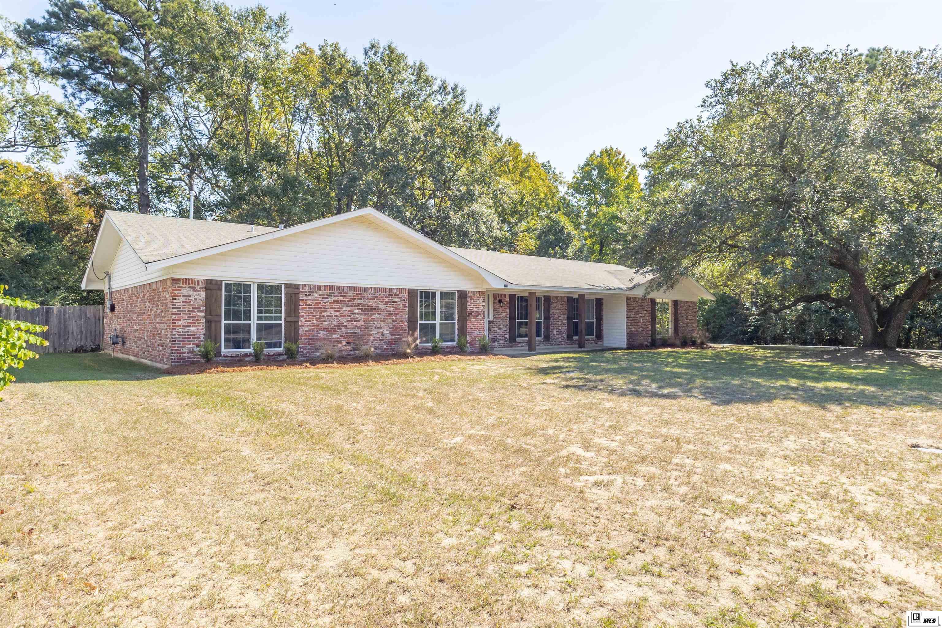 200 River Oaks Drive