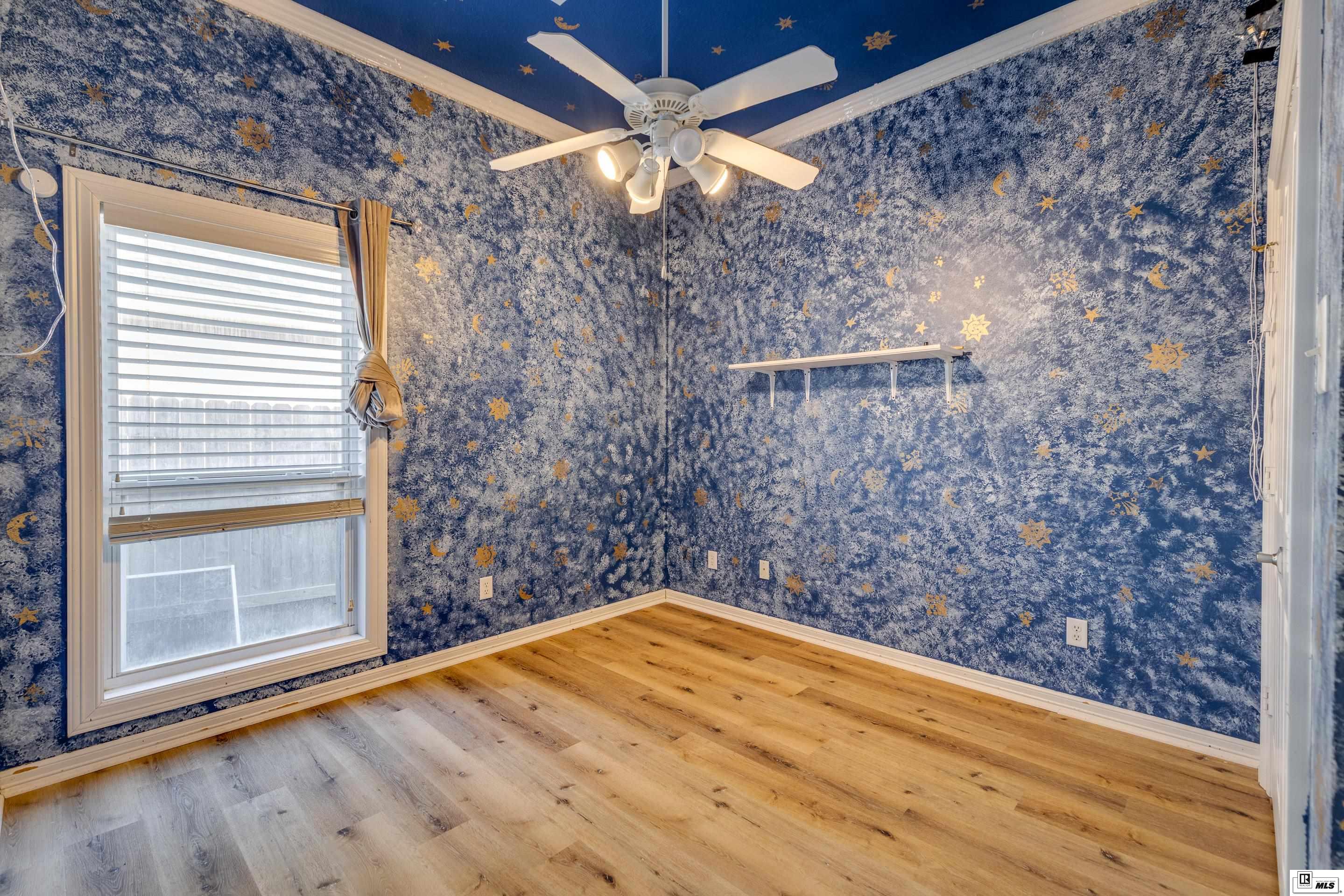 103 Tulip Wood Drive