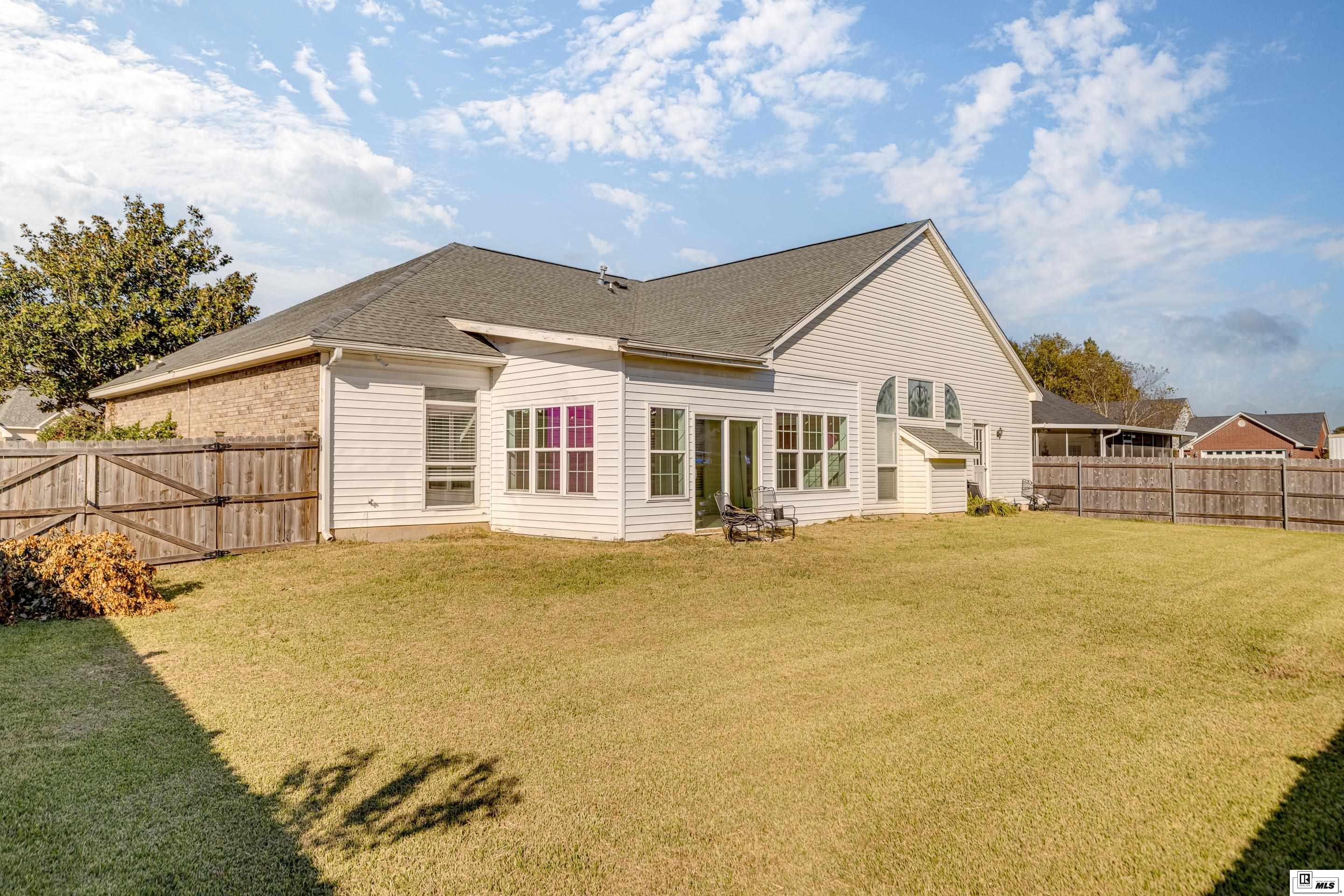 103 Tulip Wood Drive