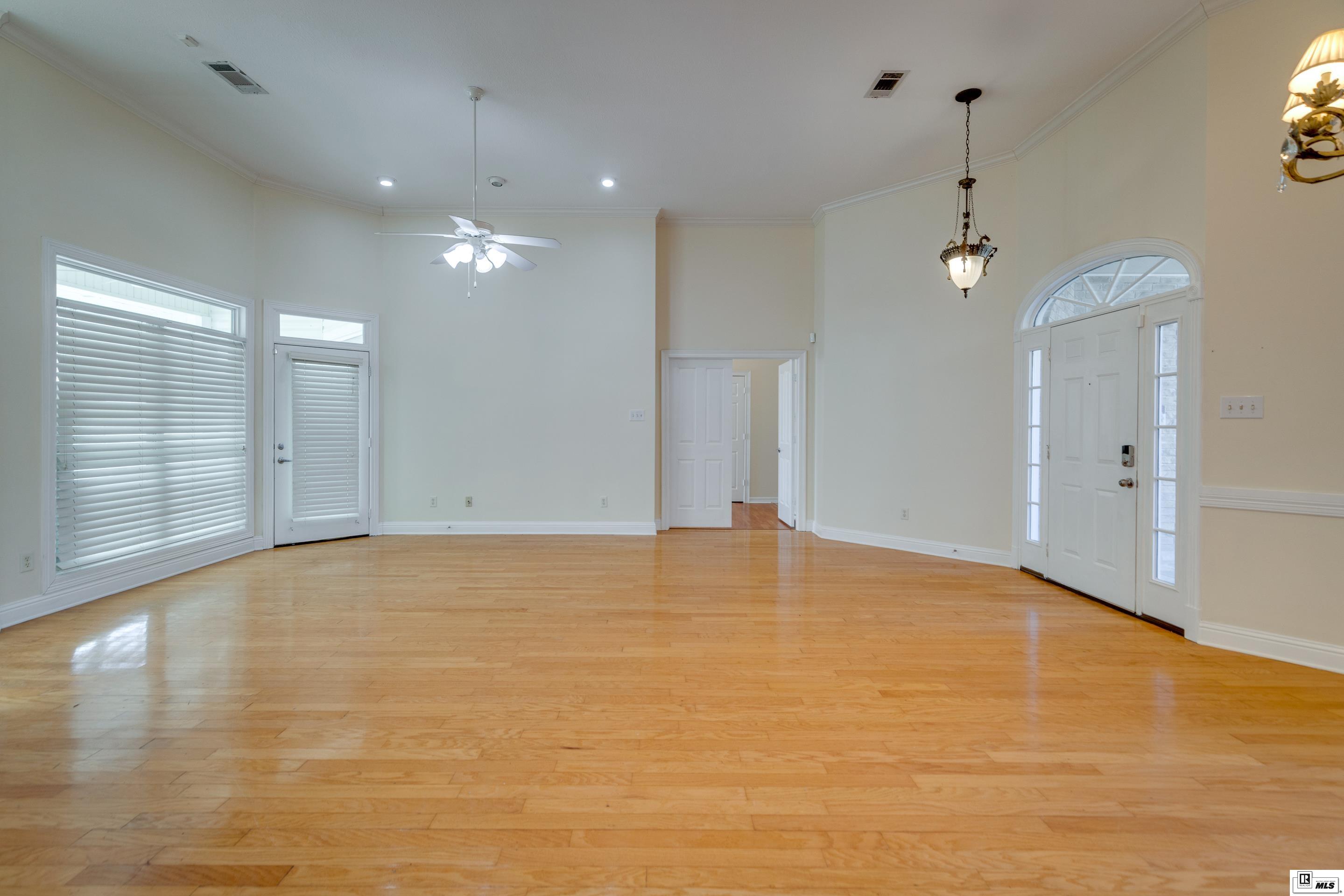 103 Tulip Wood Drive
