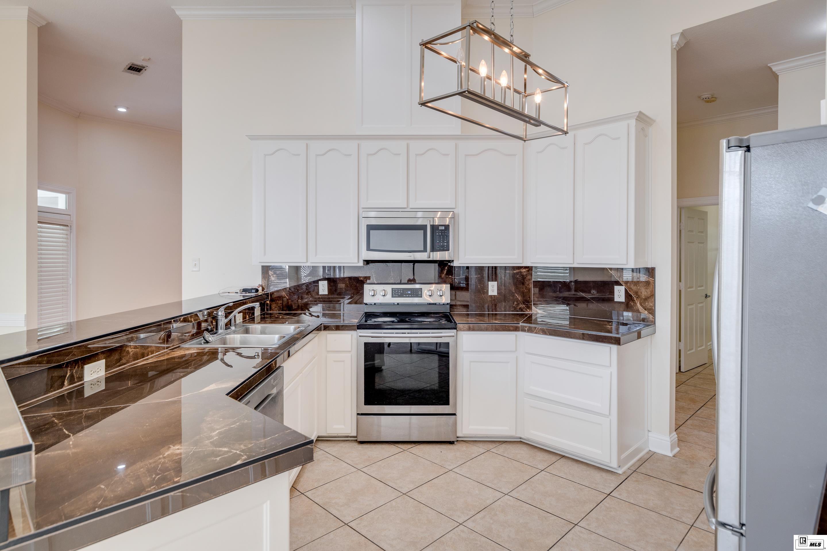 103 Tulip Wood Drive