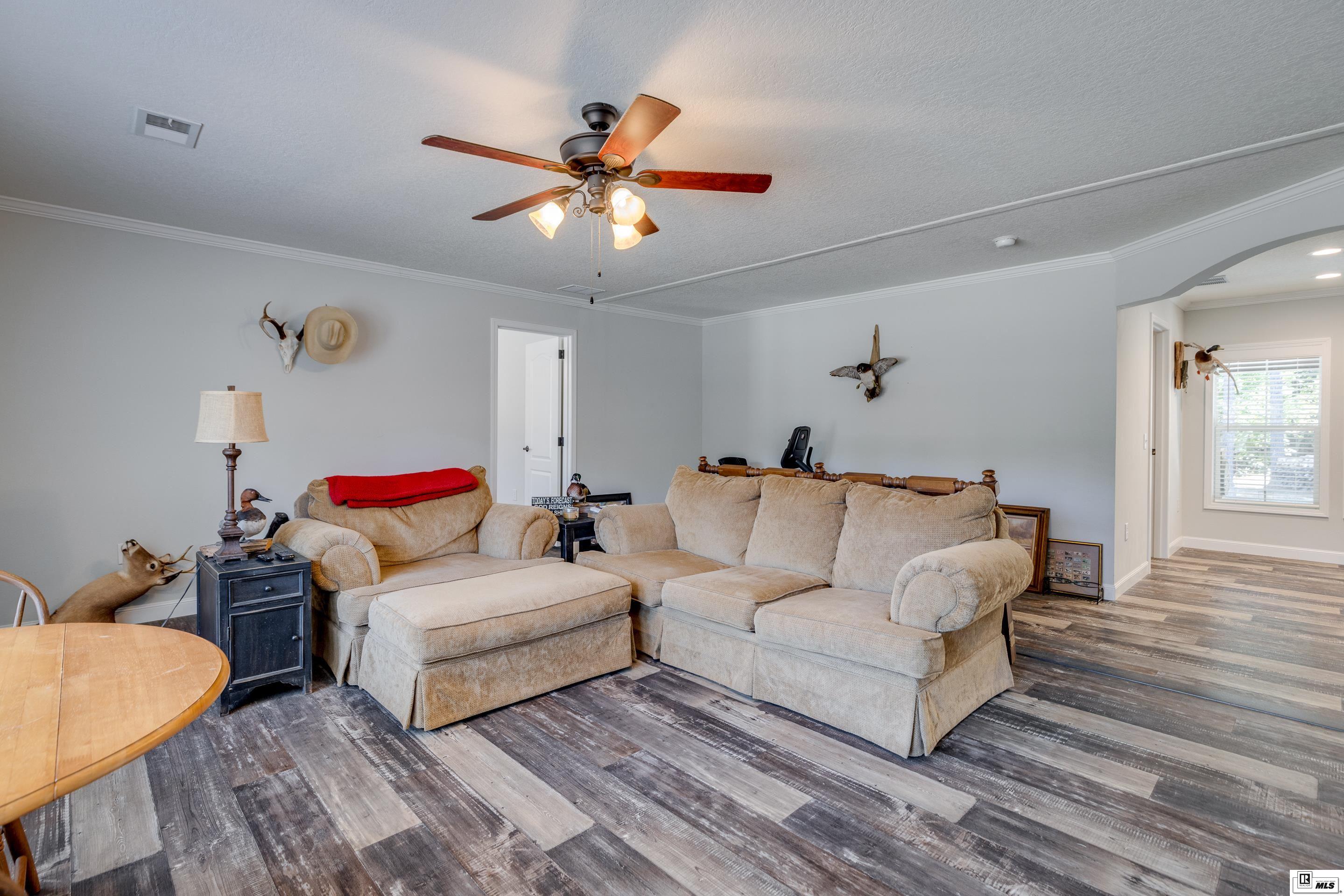 1407 Highway 554