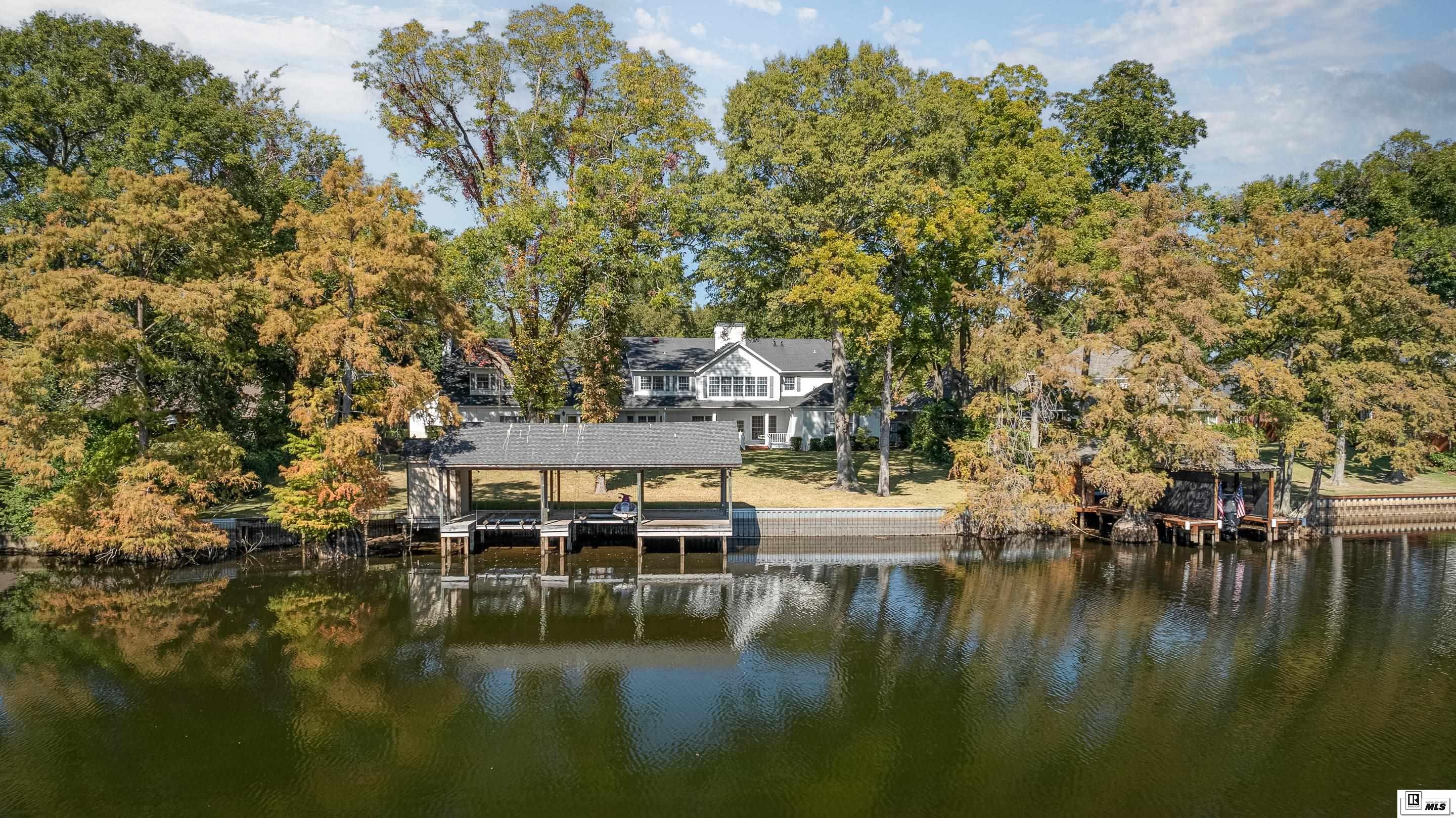 3200 Lake Desiard Drive