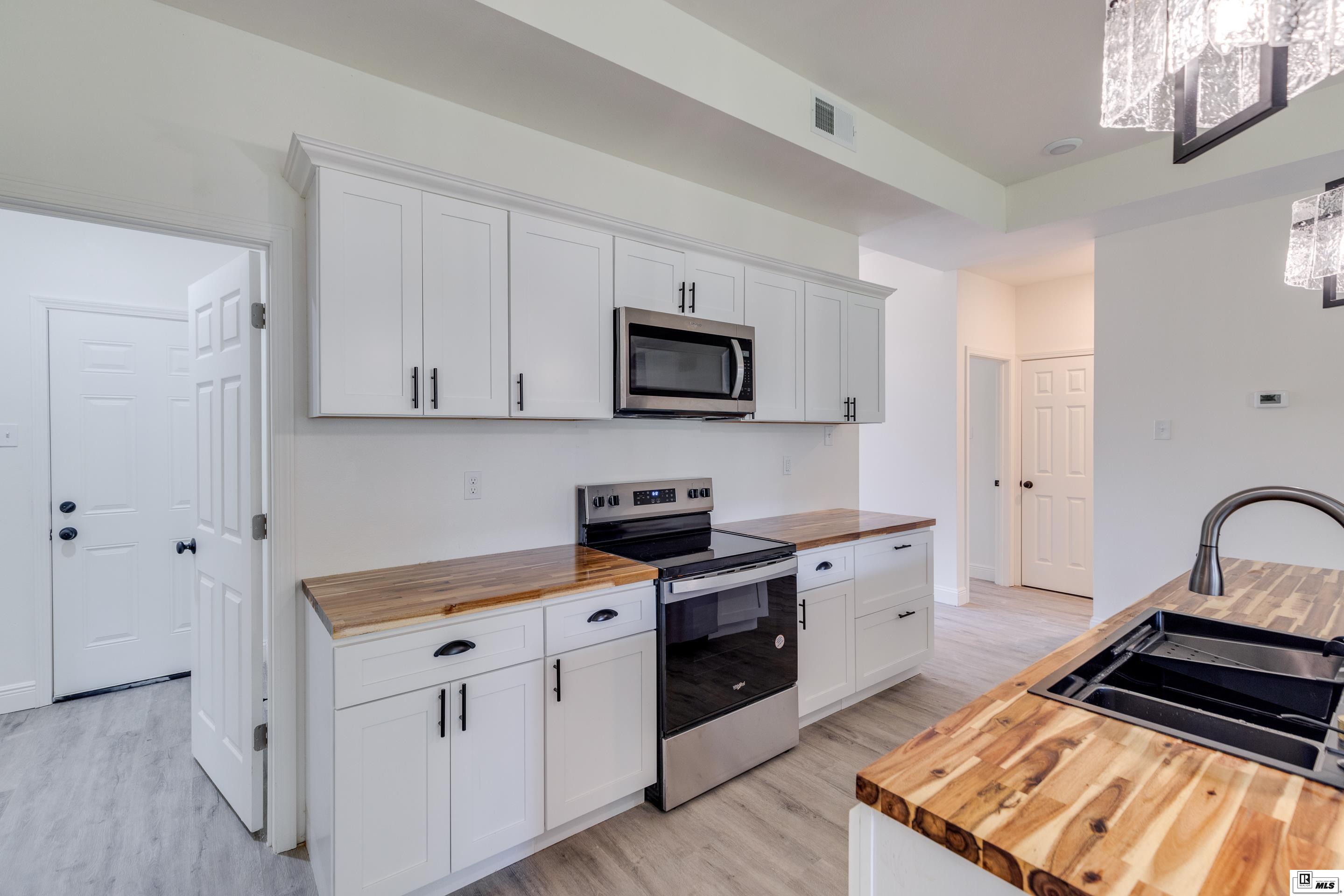 525 Woodhaven Drive