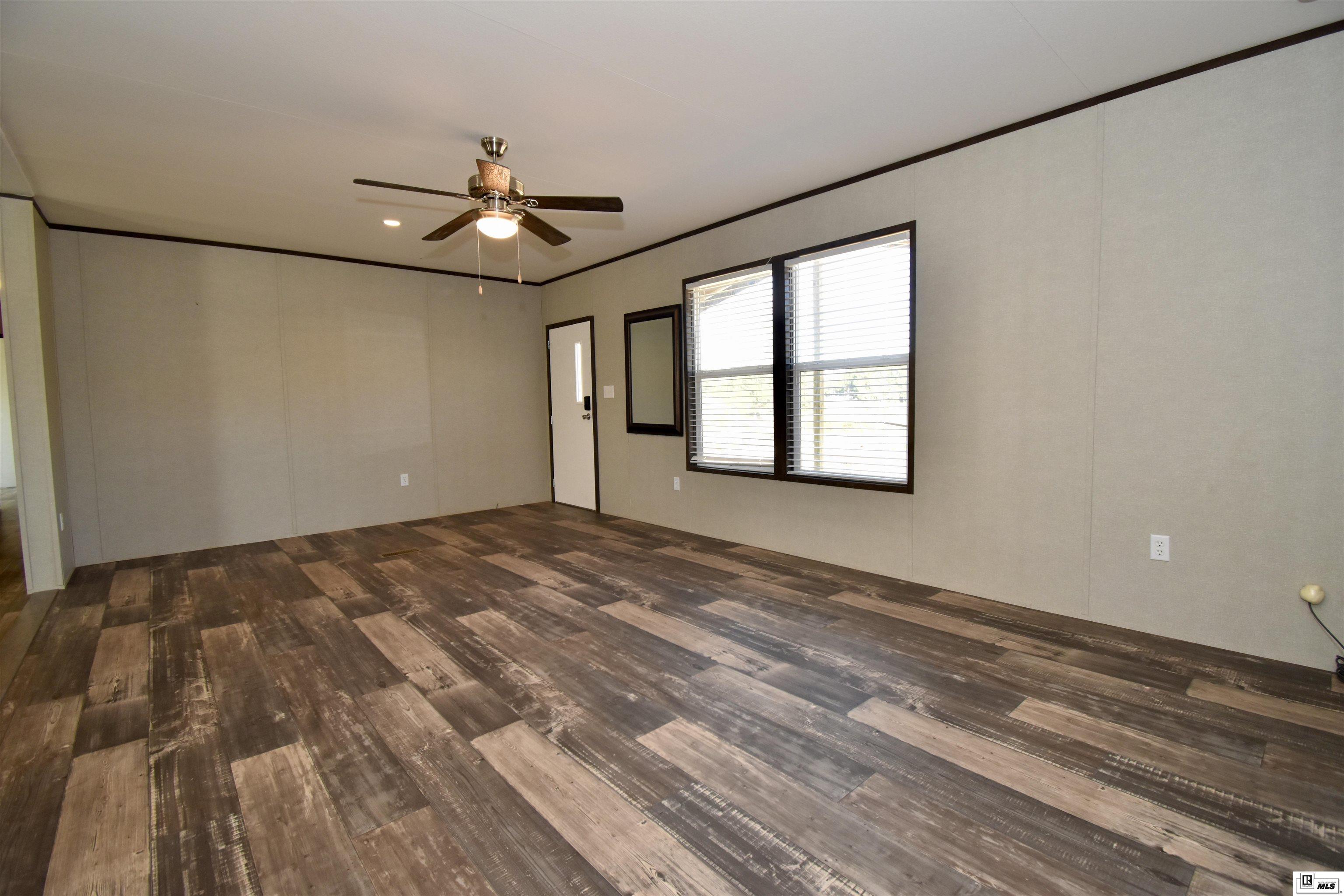 1560 Highway 145