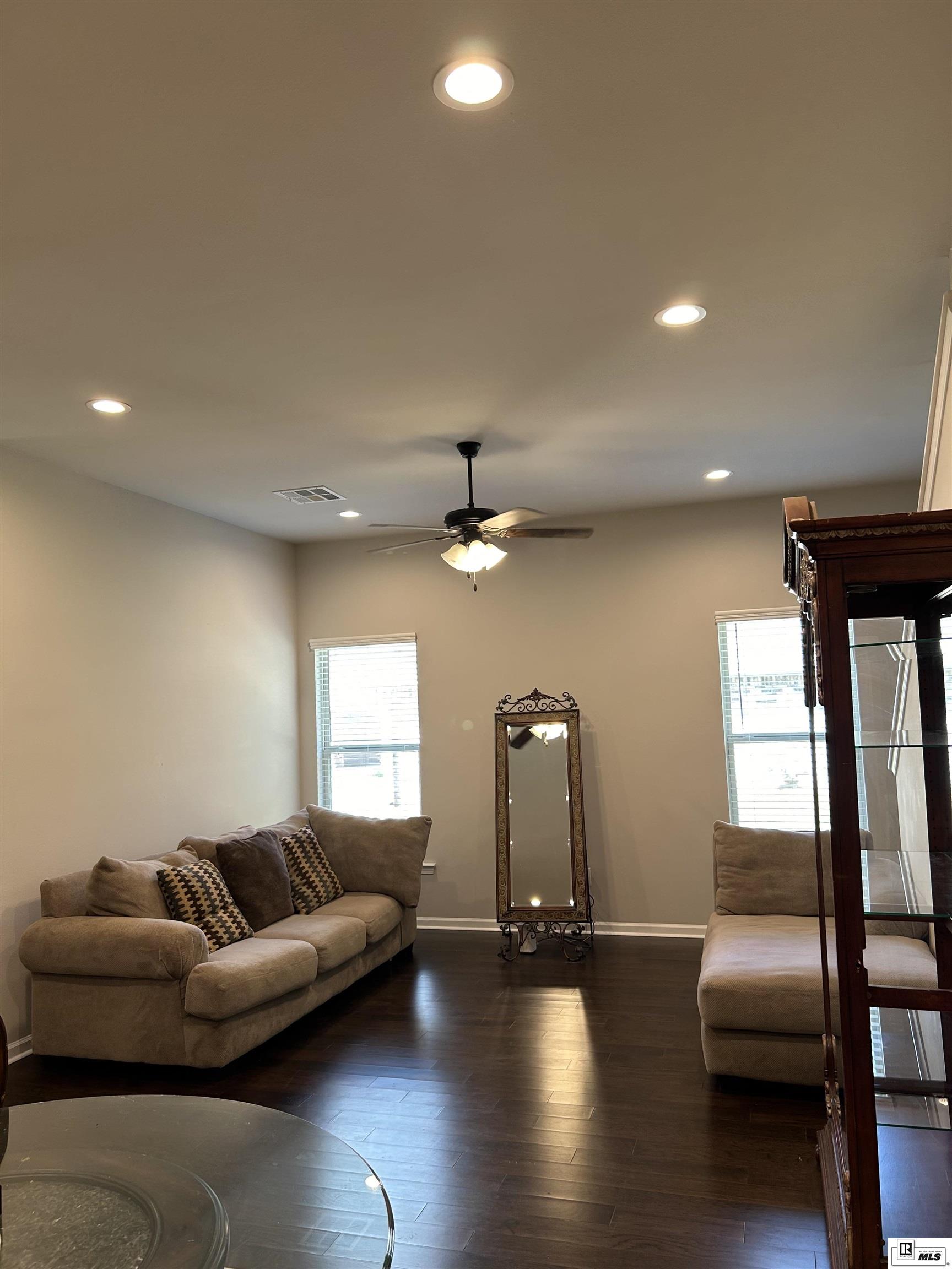 103 Briar Hollow Drive