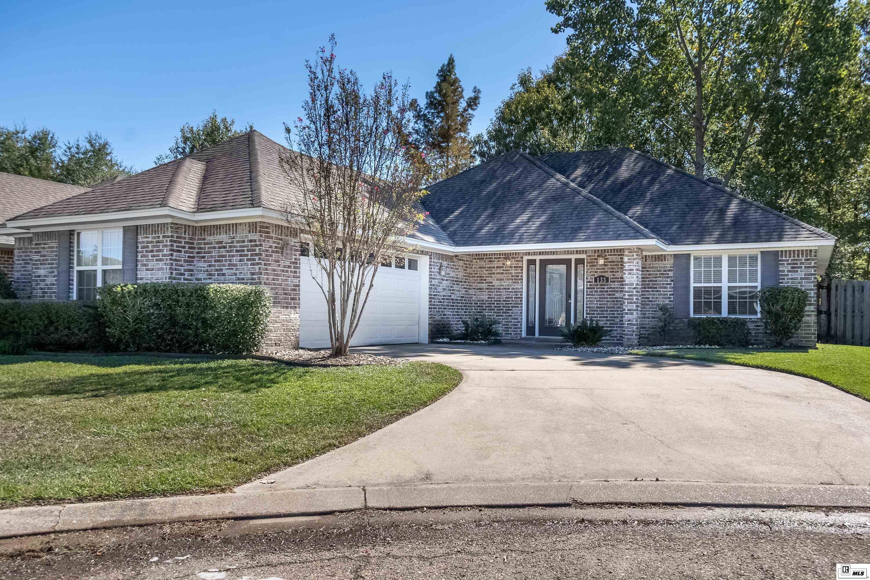 133 Orleans Circle