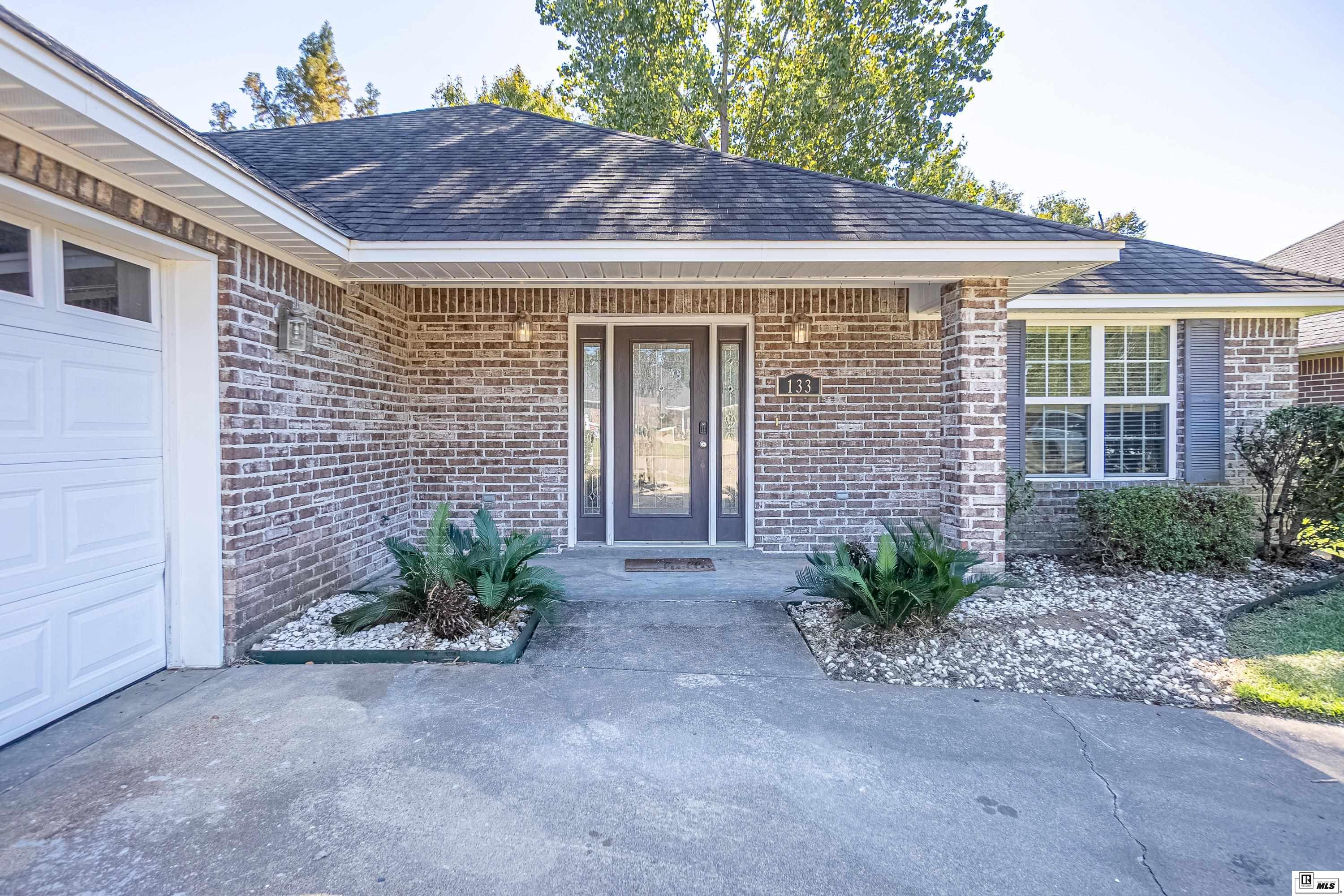 133 Orleans Circle
