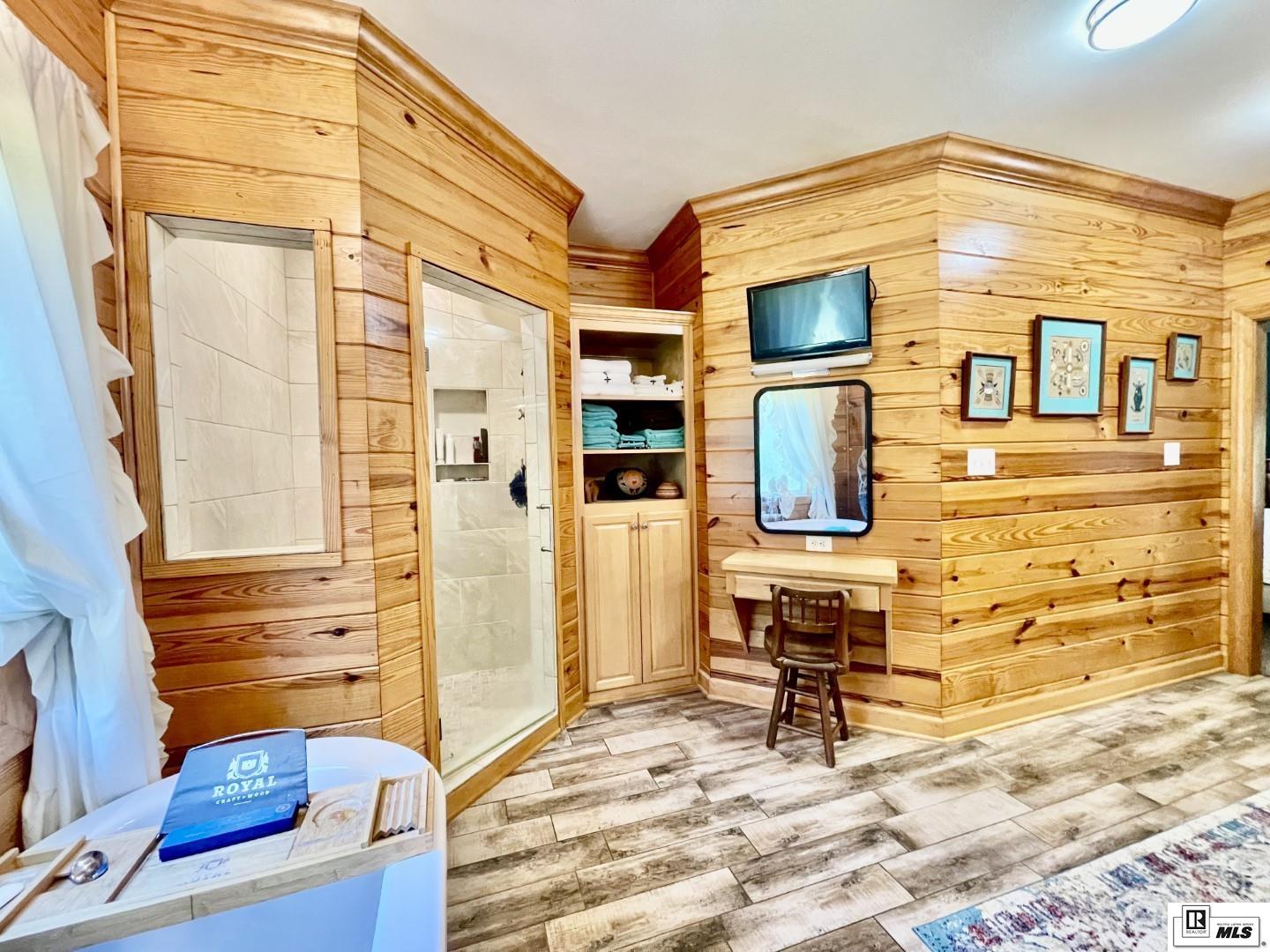 260 River Road