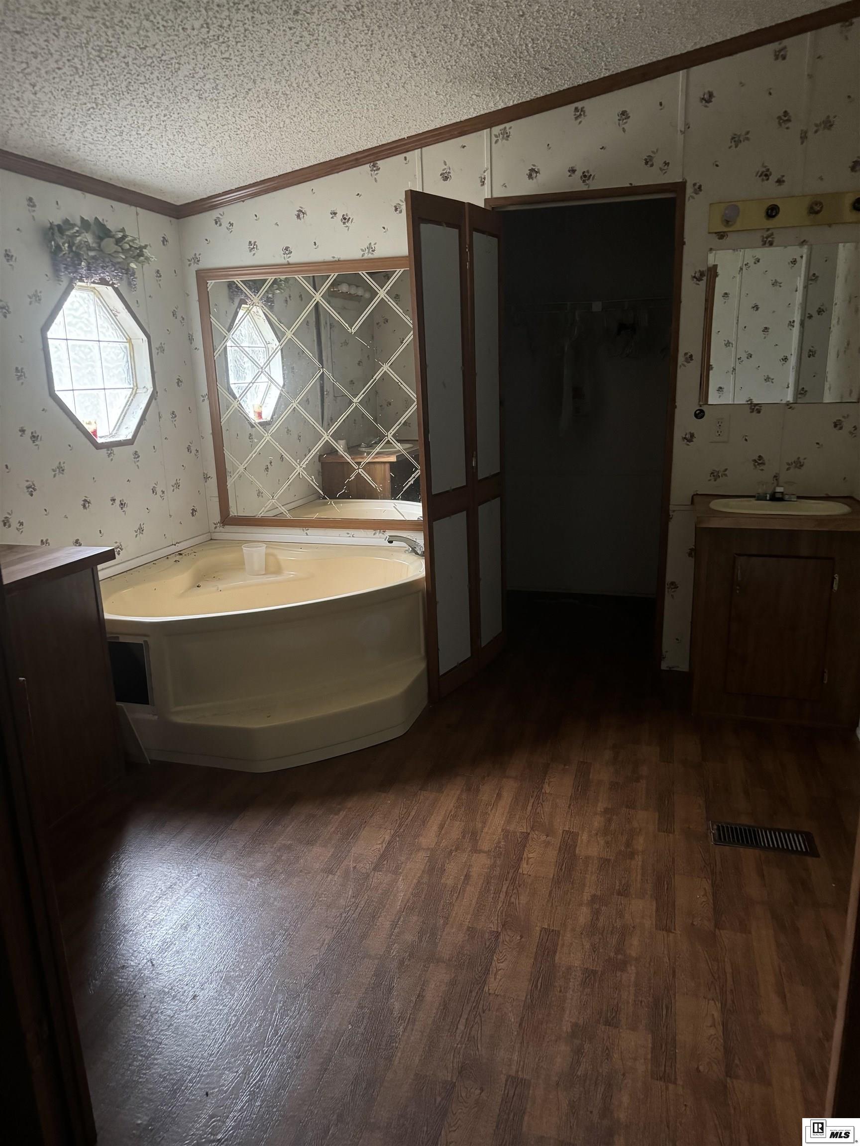 702 Pardue Loop