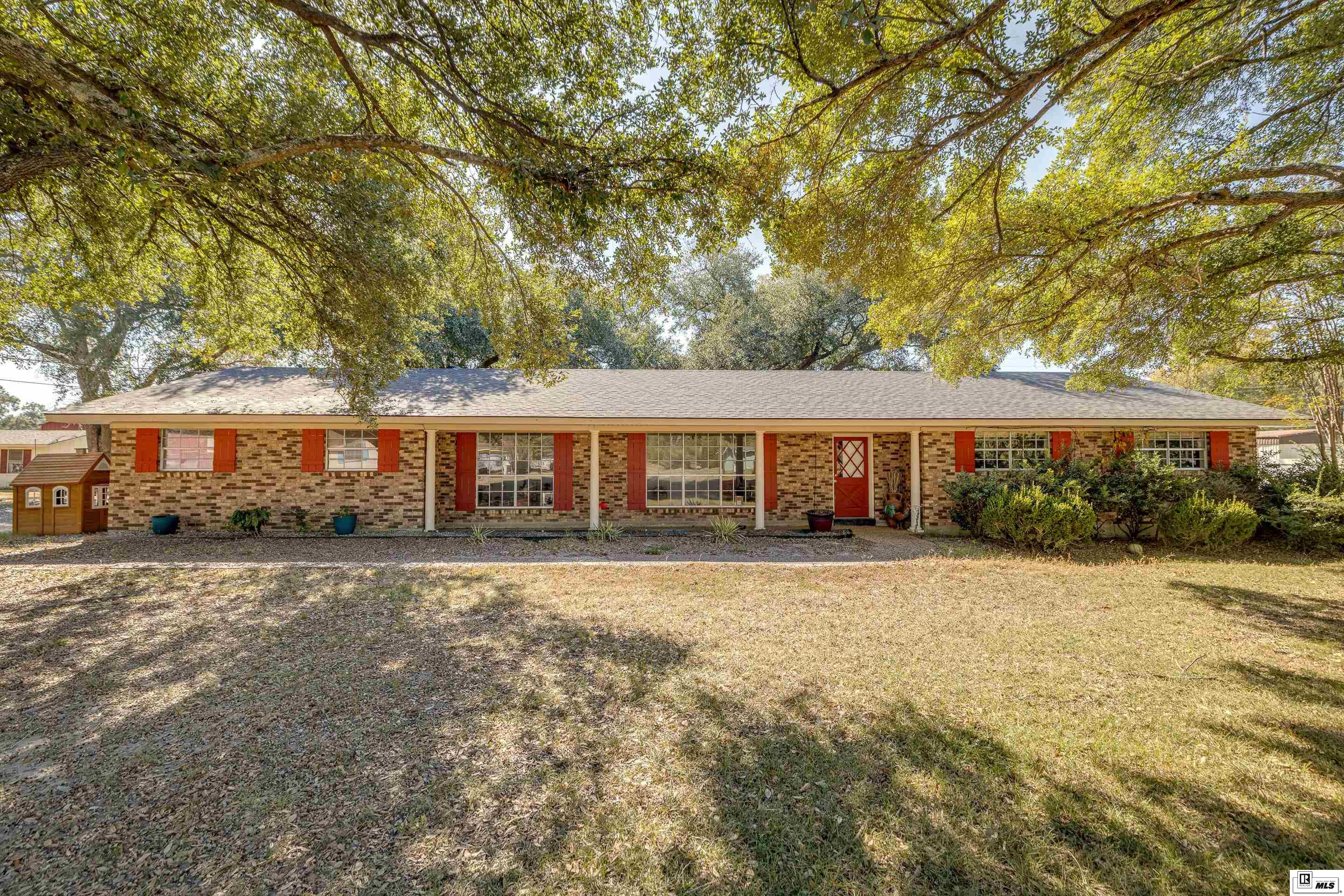 412 Robinhood Lane