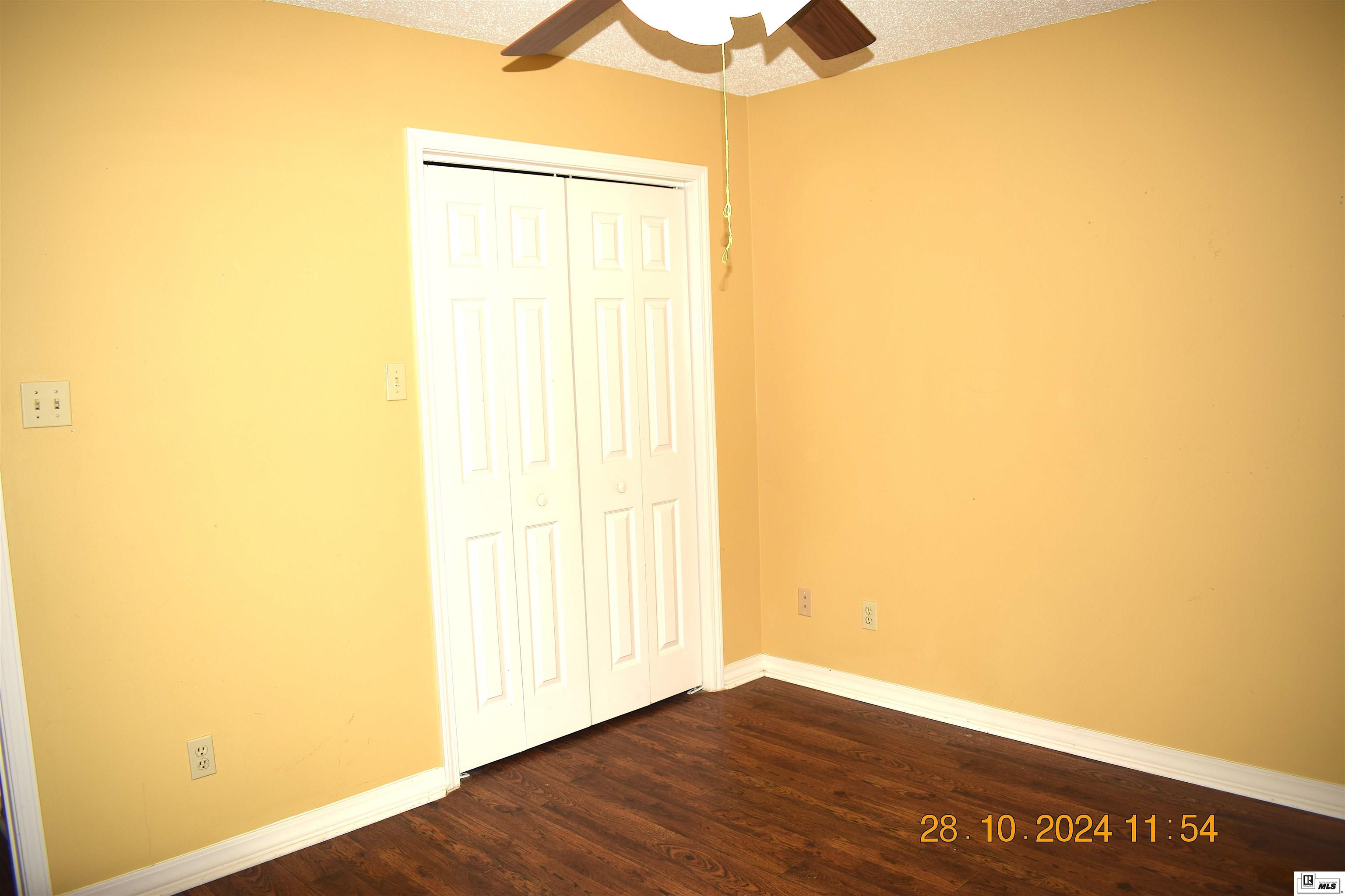 5854 Huntington Drive