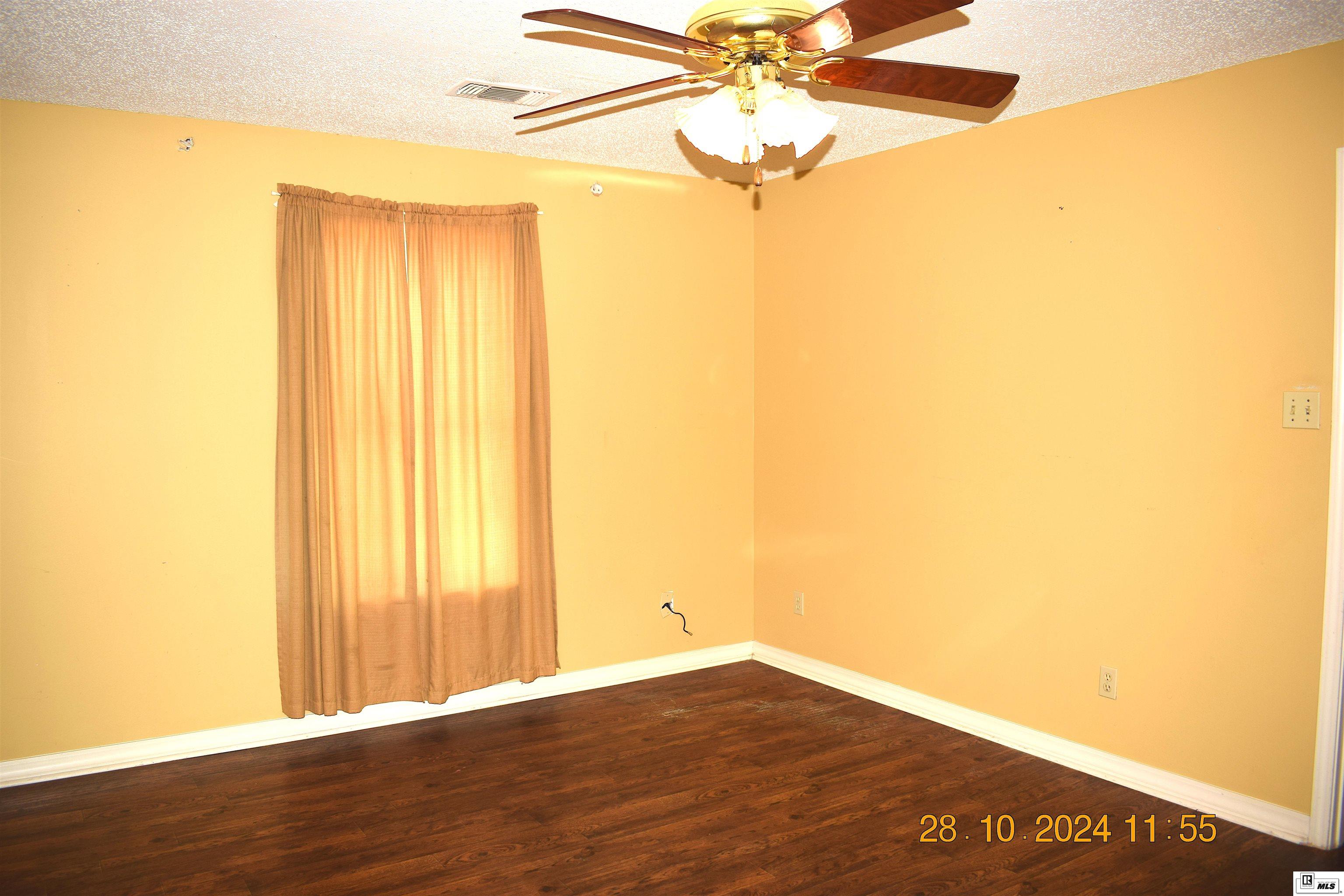 5854 Huntington Drive
