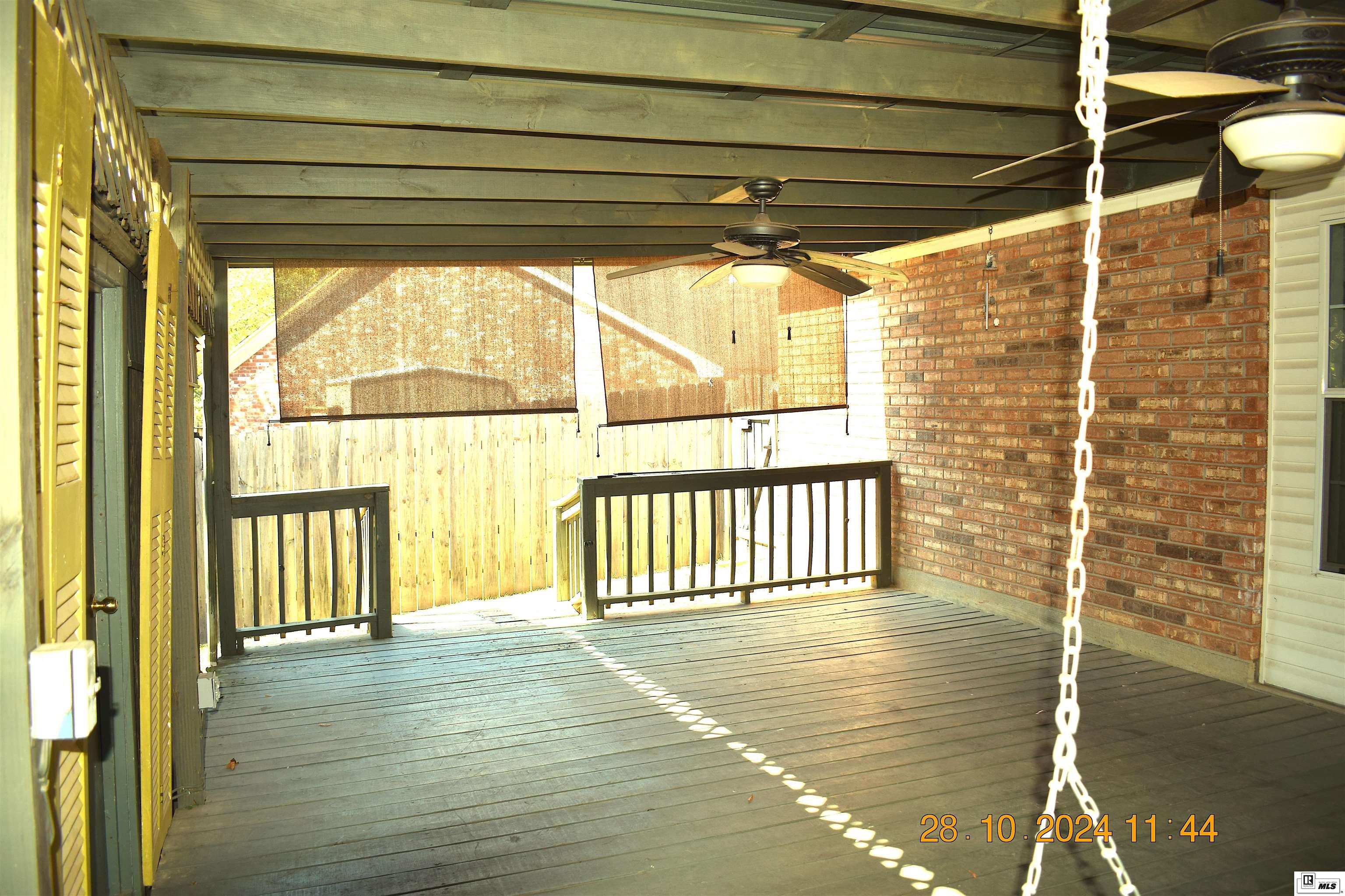 5854 Huntington Drive