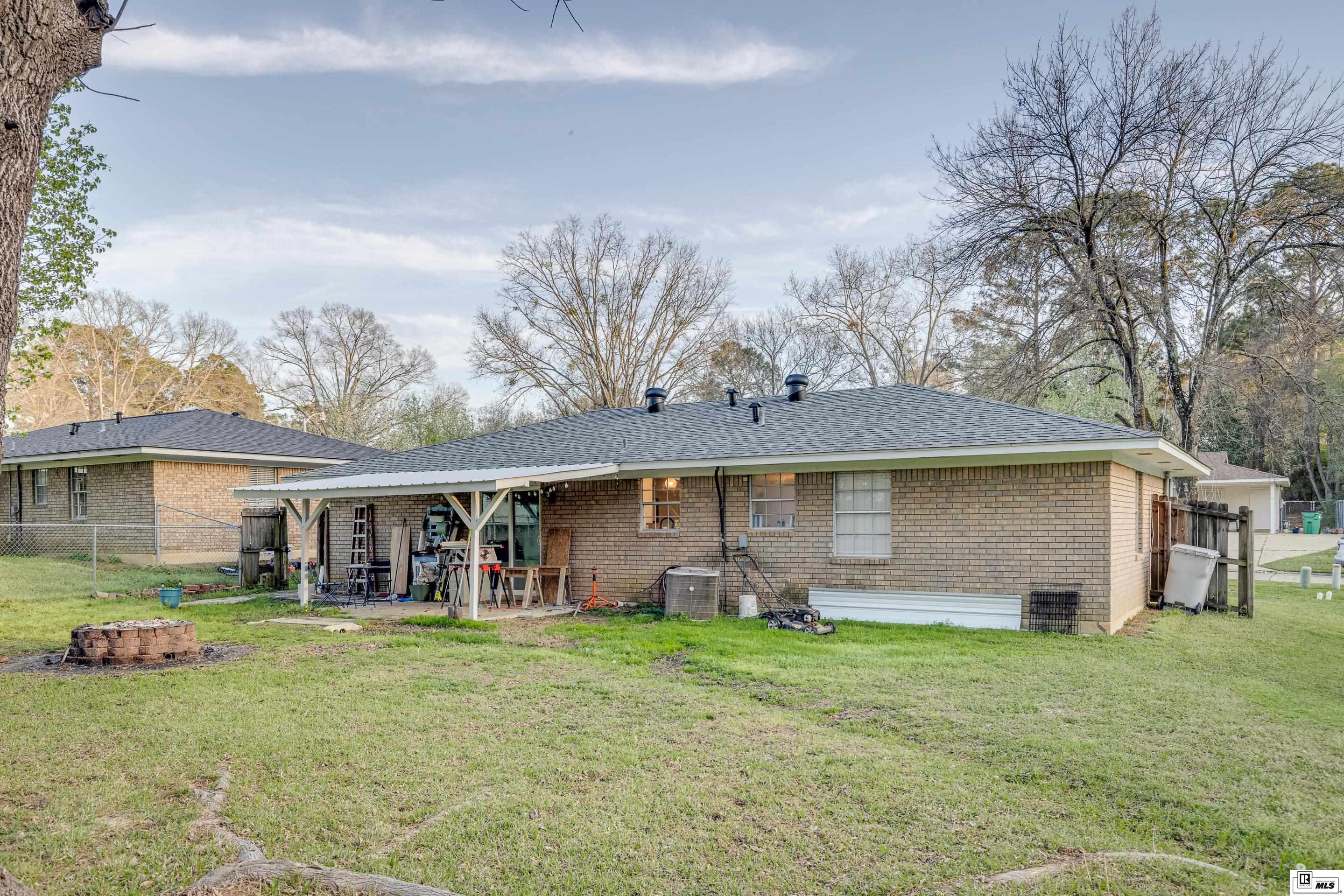 124 Davis Lane