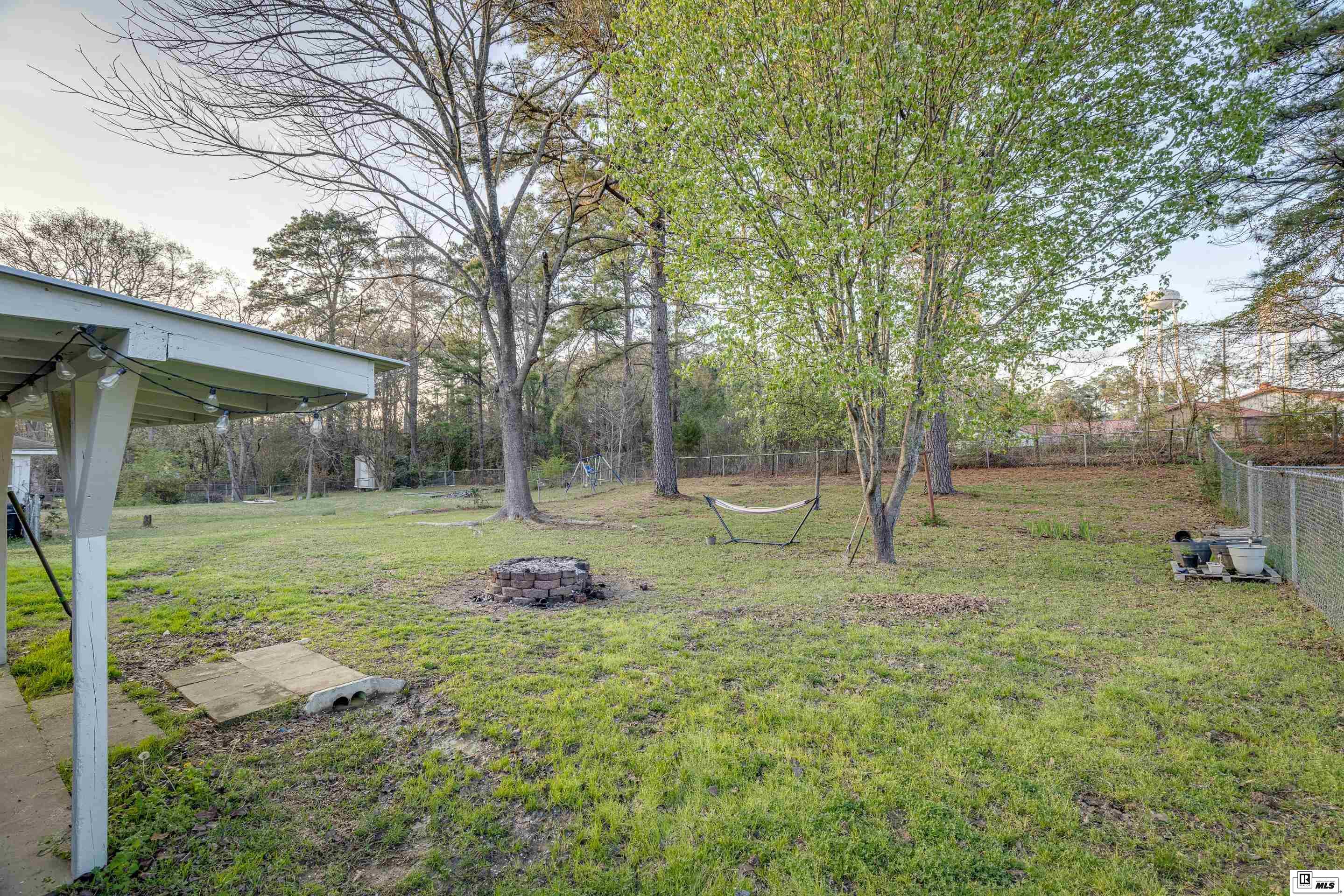 124 Davis Lane