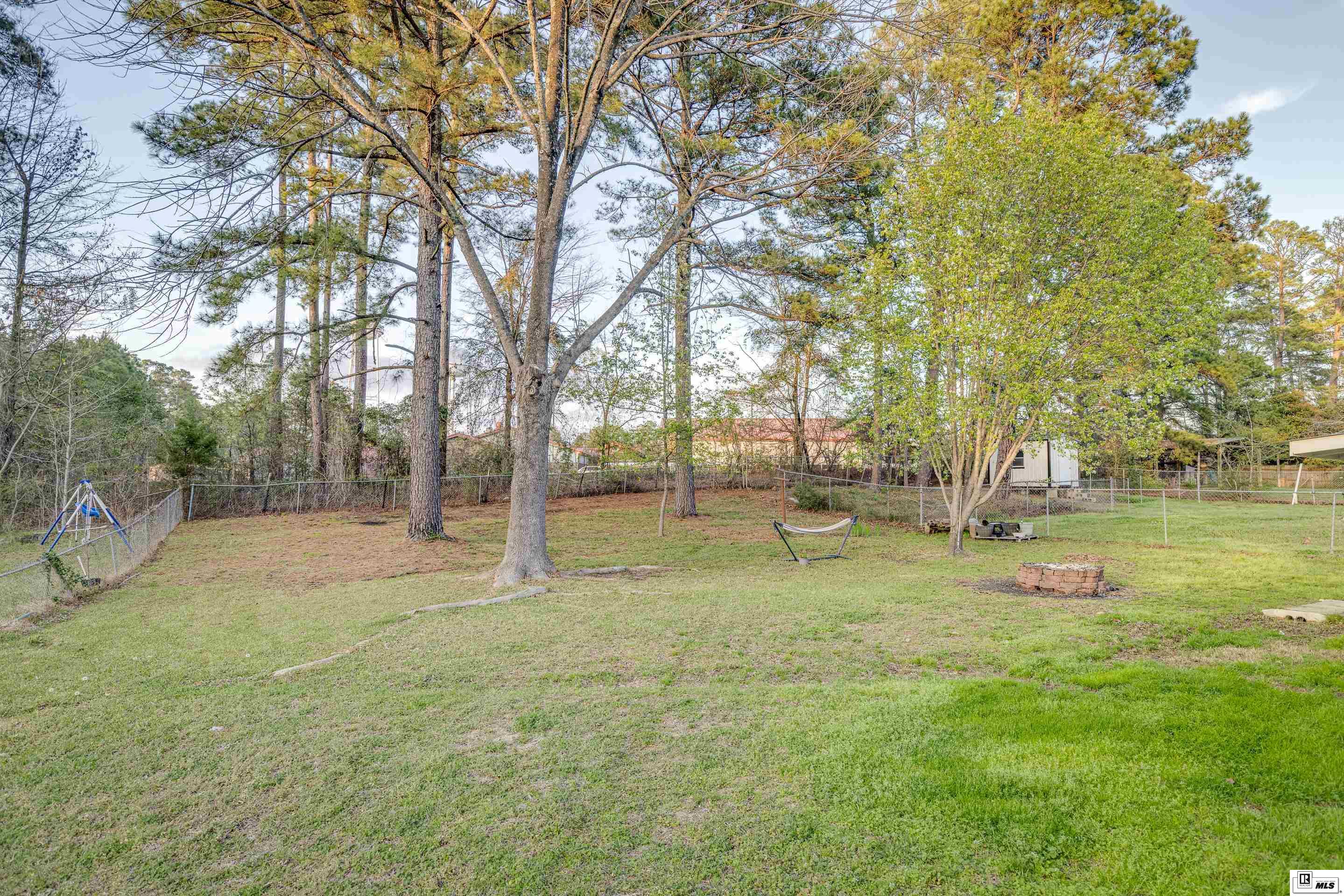 124 Davis Lane