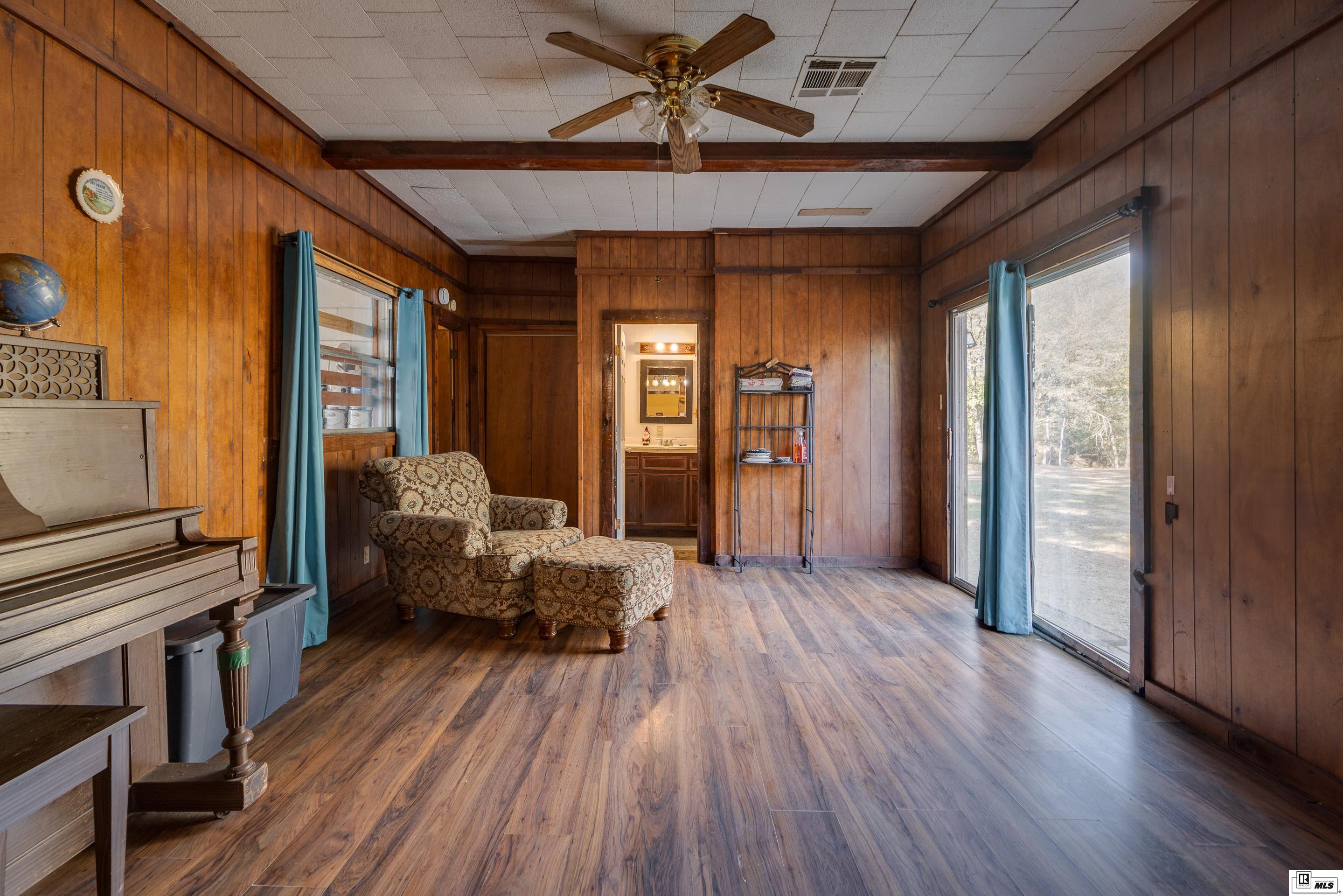 1289 Prairie Road