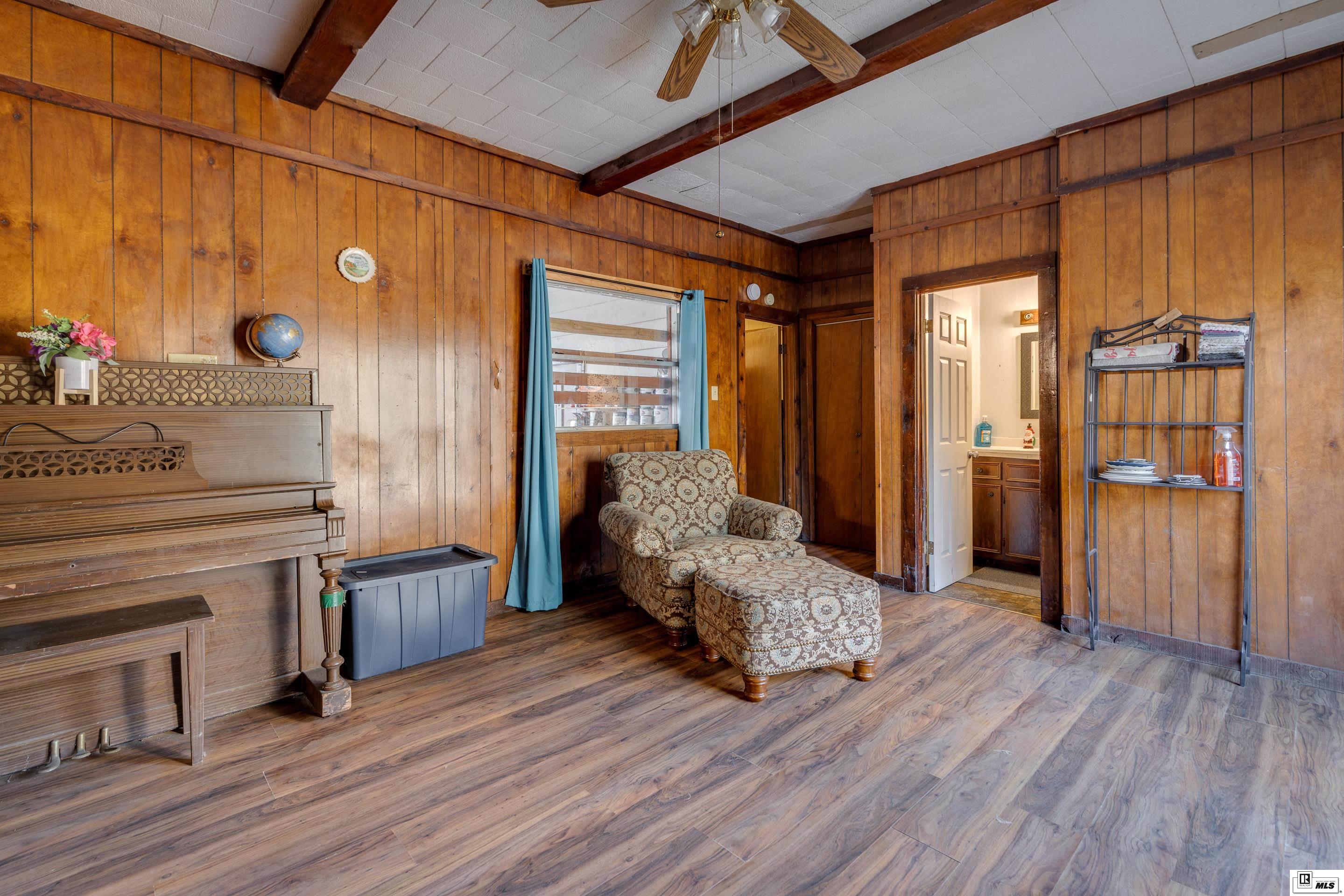 1289 Prairie Road