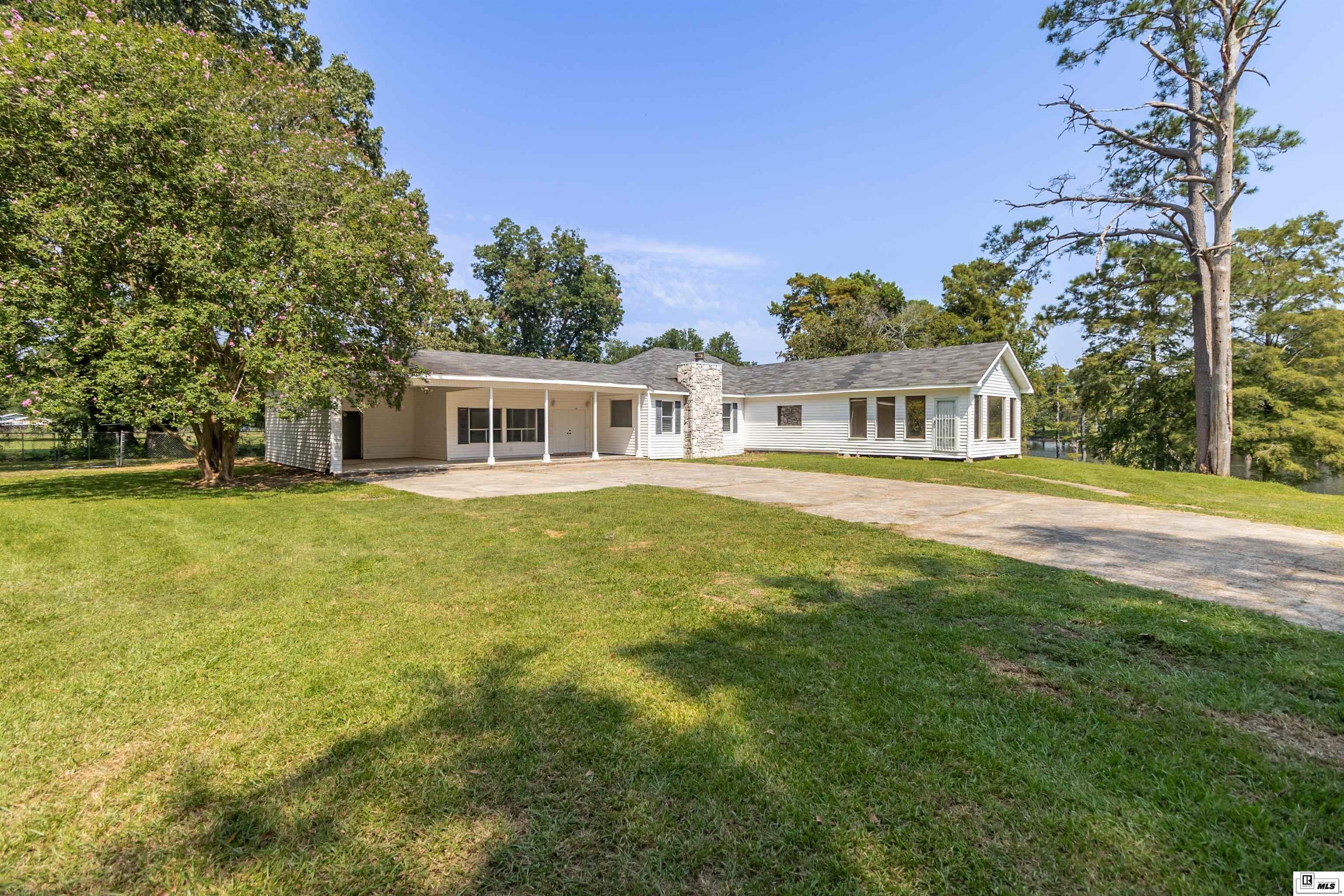 115 Pecan Grove Drive