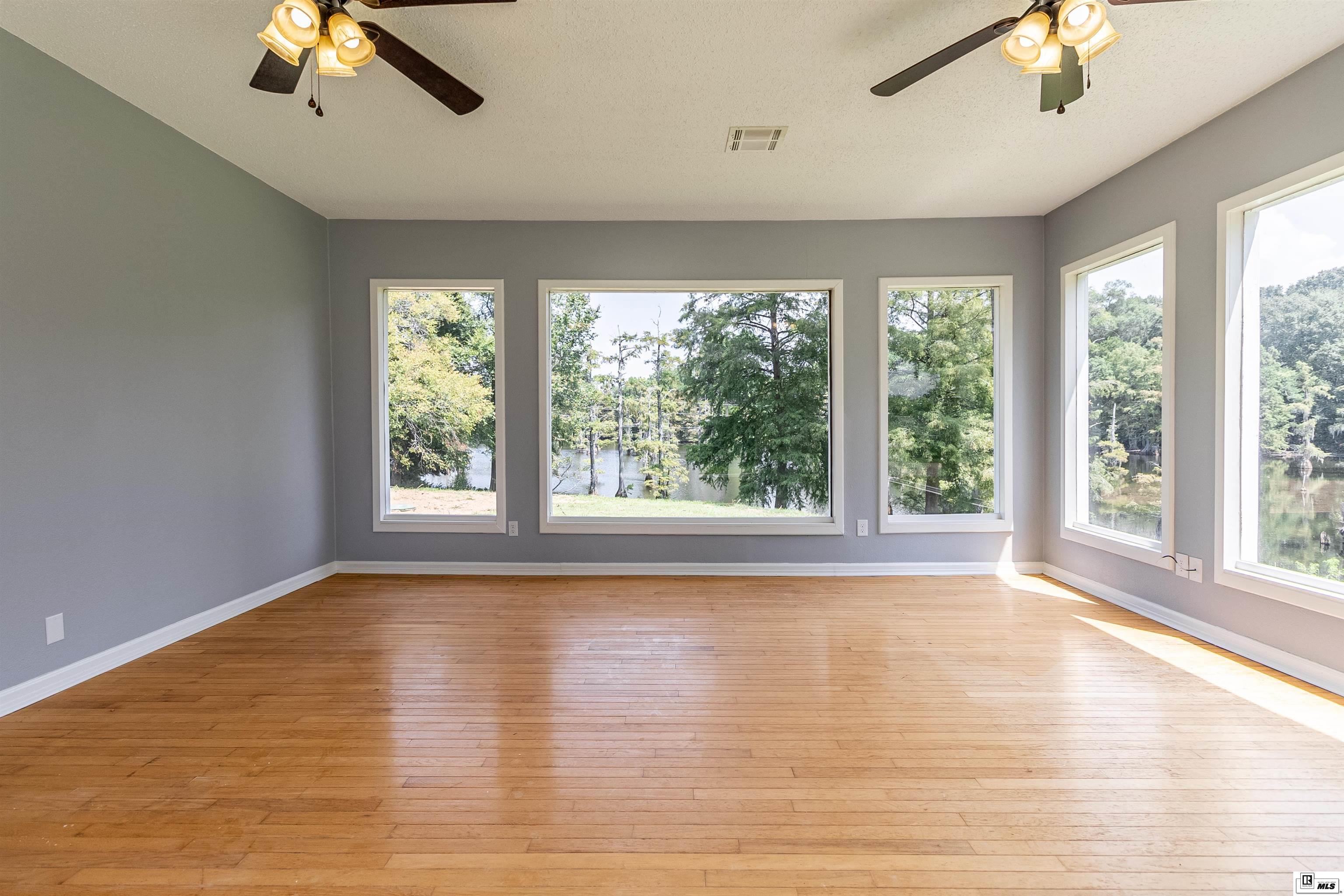 115 Pecan Grove Drive