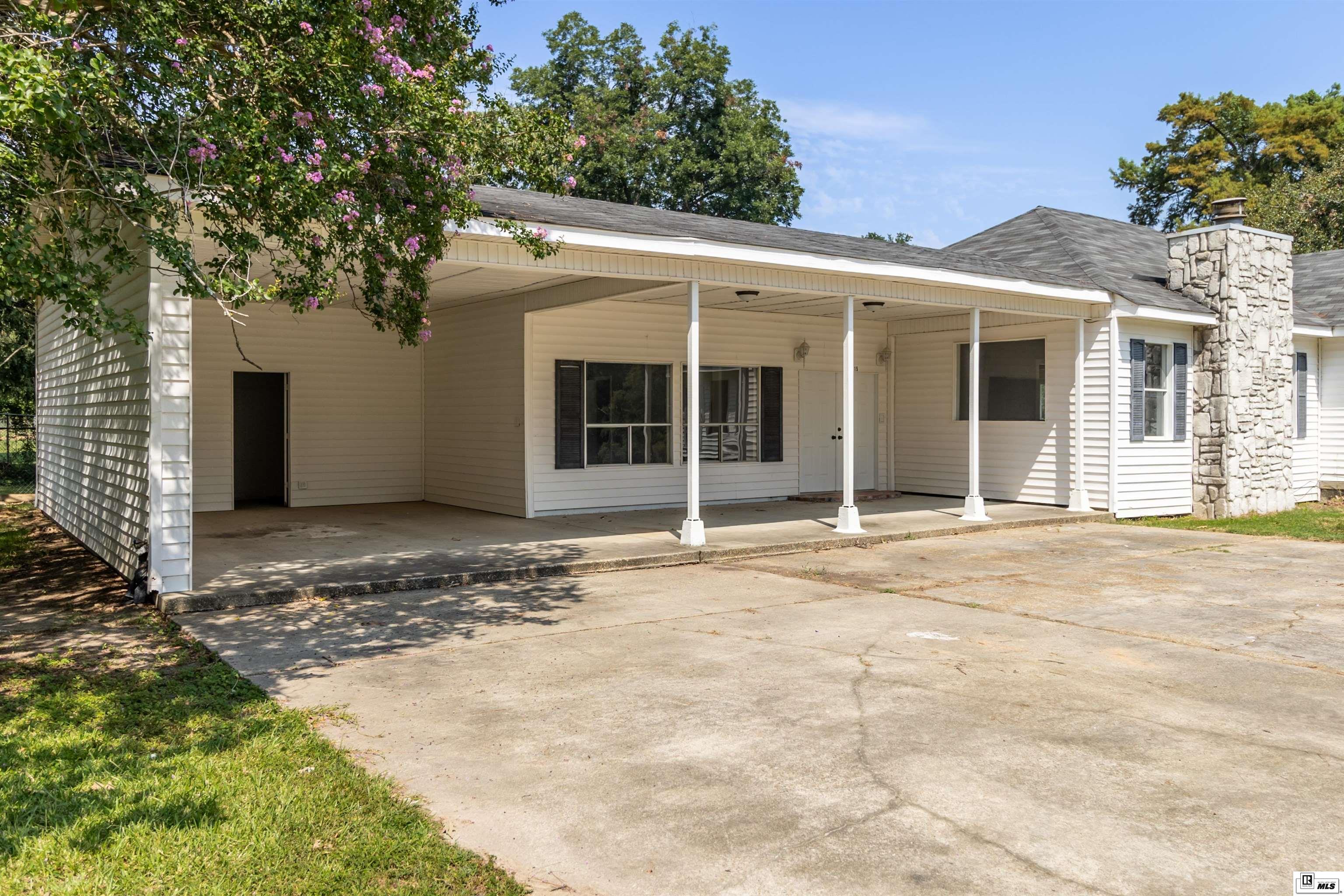 115 Pecan Grove Drive