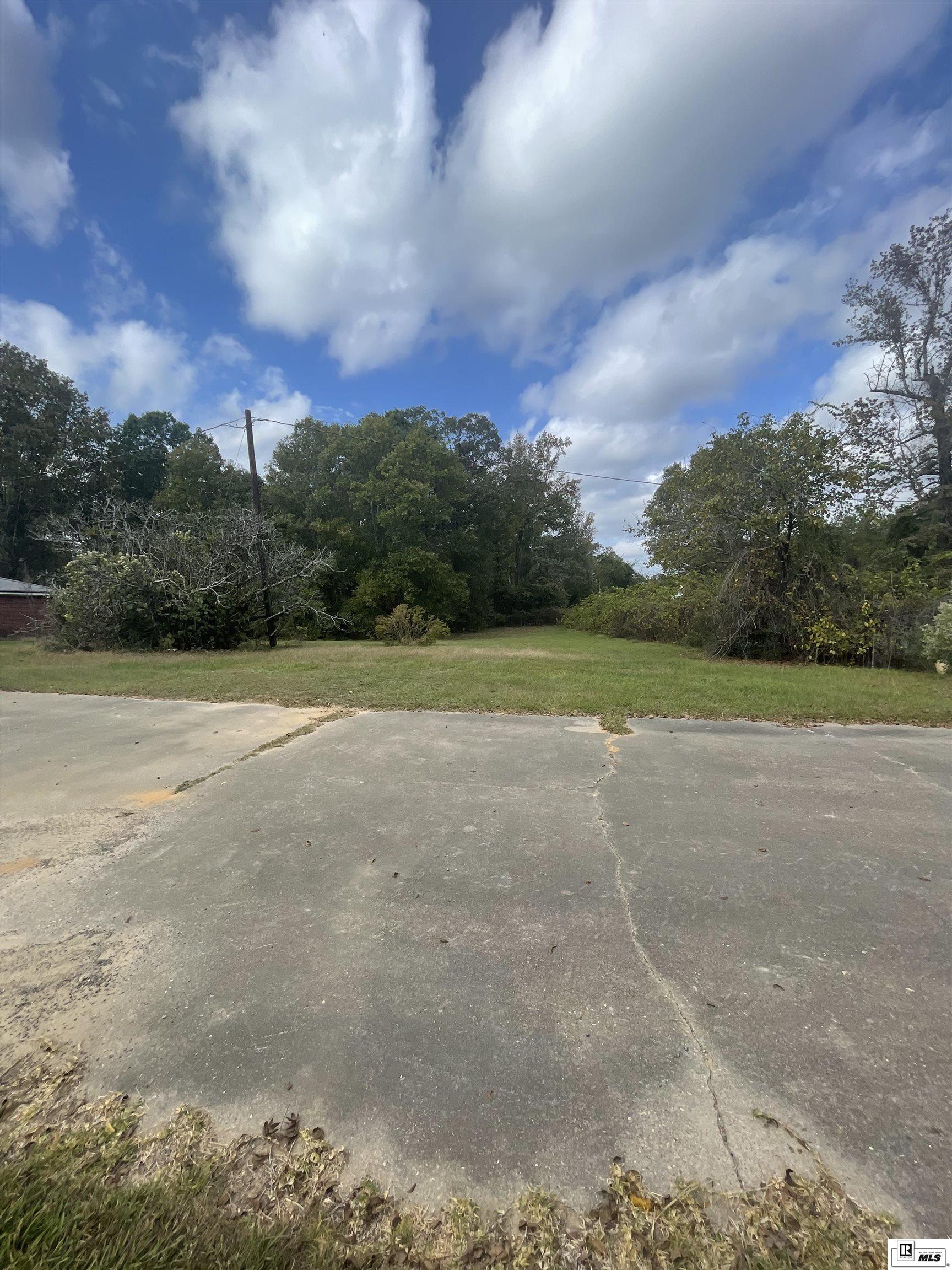 2098 Zoar Road
