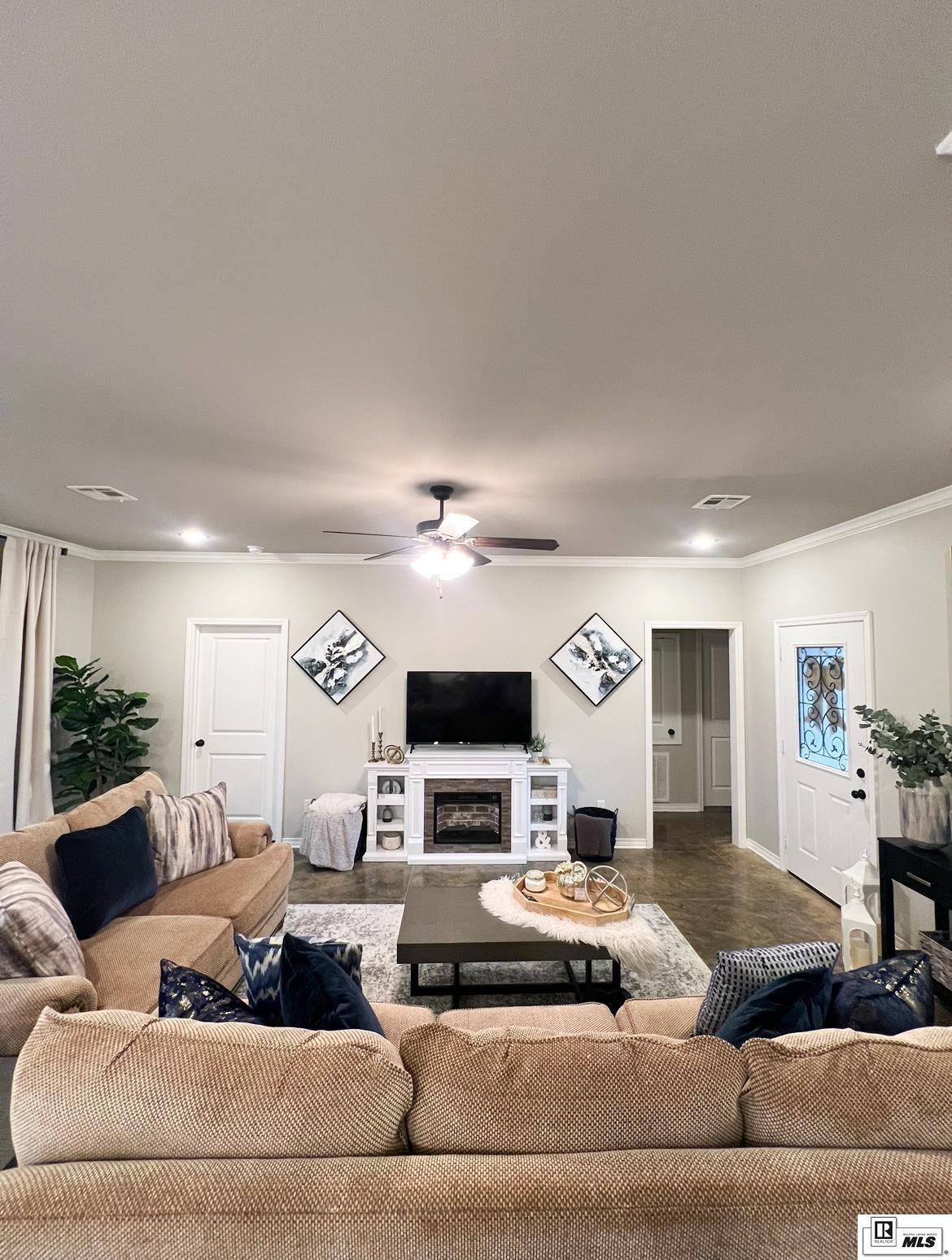 172 Meadows Drive